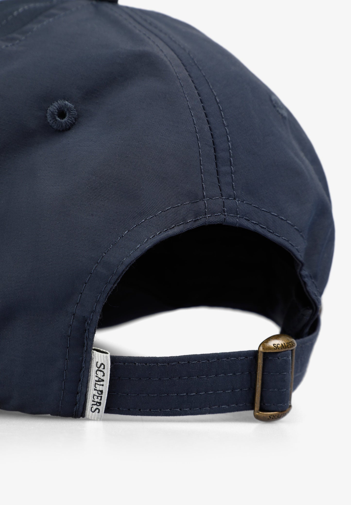 EMBROIDERED SKULL CAP