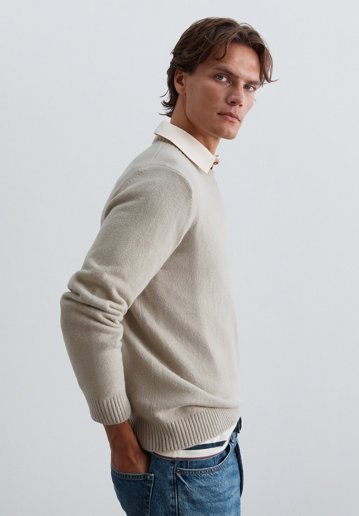 ROUND NECK RUSTIC SWEATER