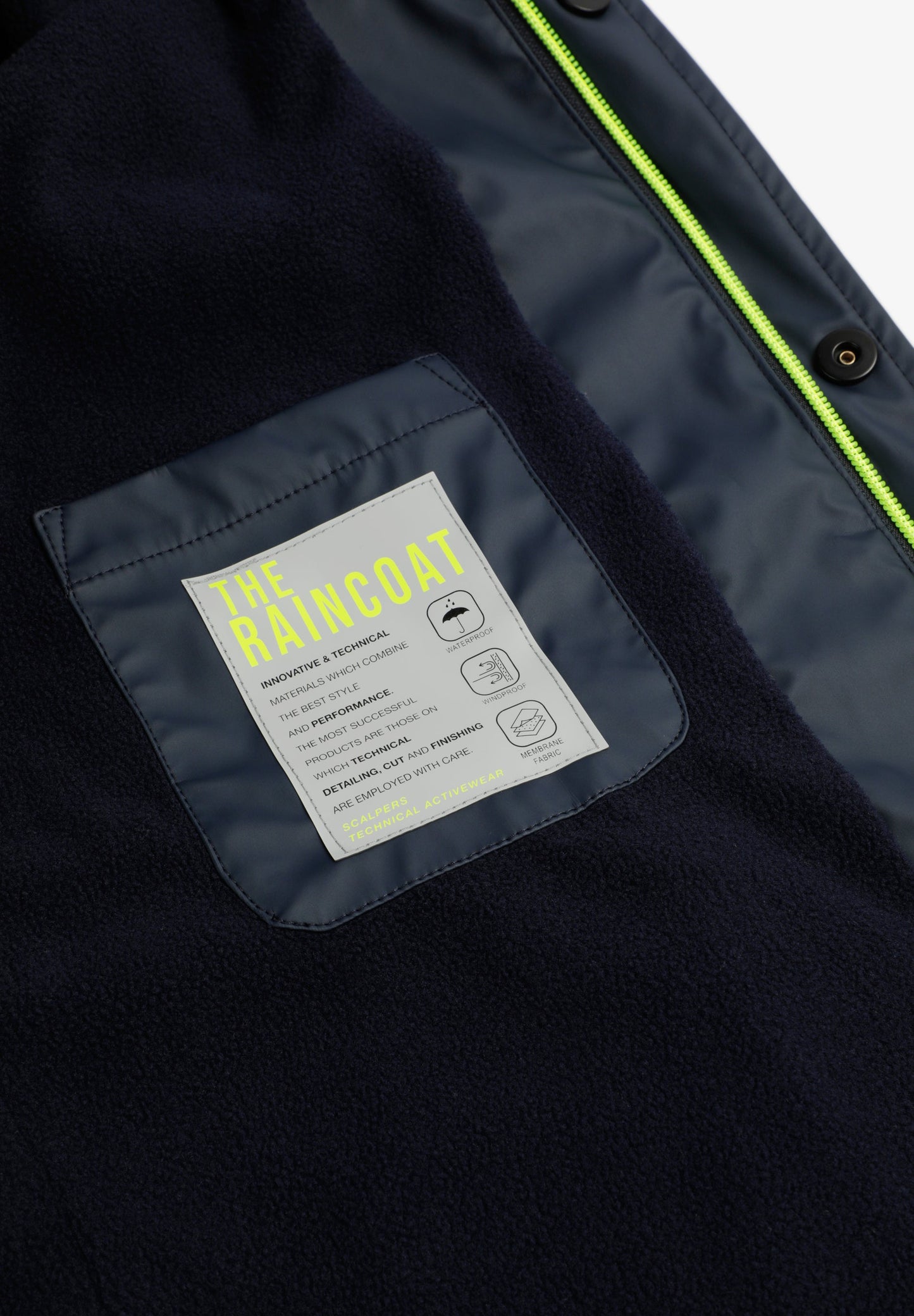WATERPROOF RAINCOAT WITH HOOD