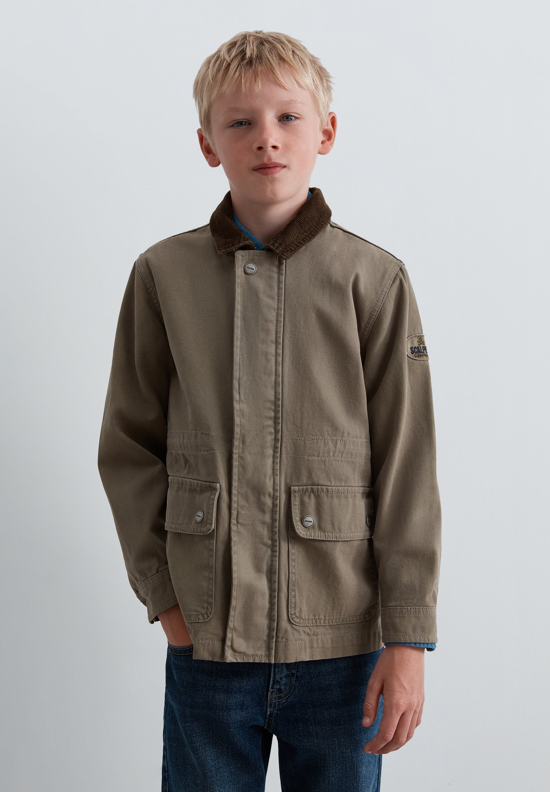 JACKE MIT TASCHEN UND INNENWESTE
