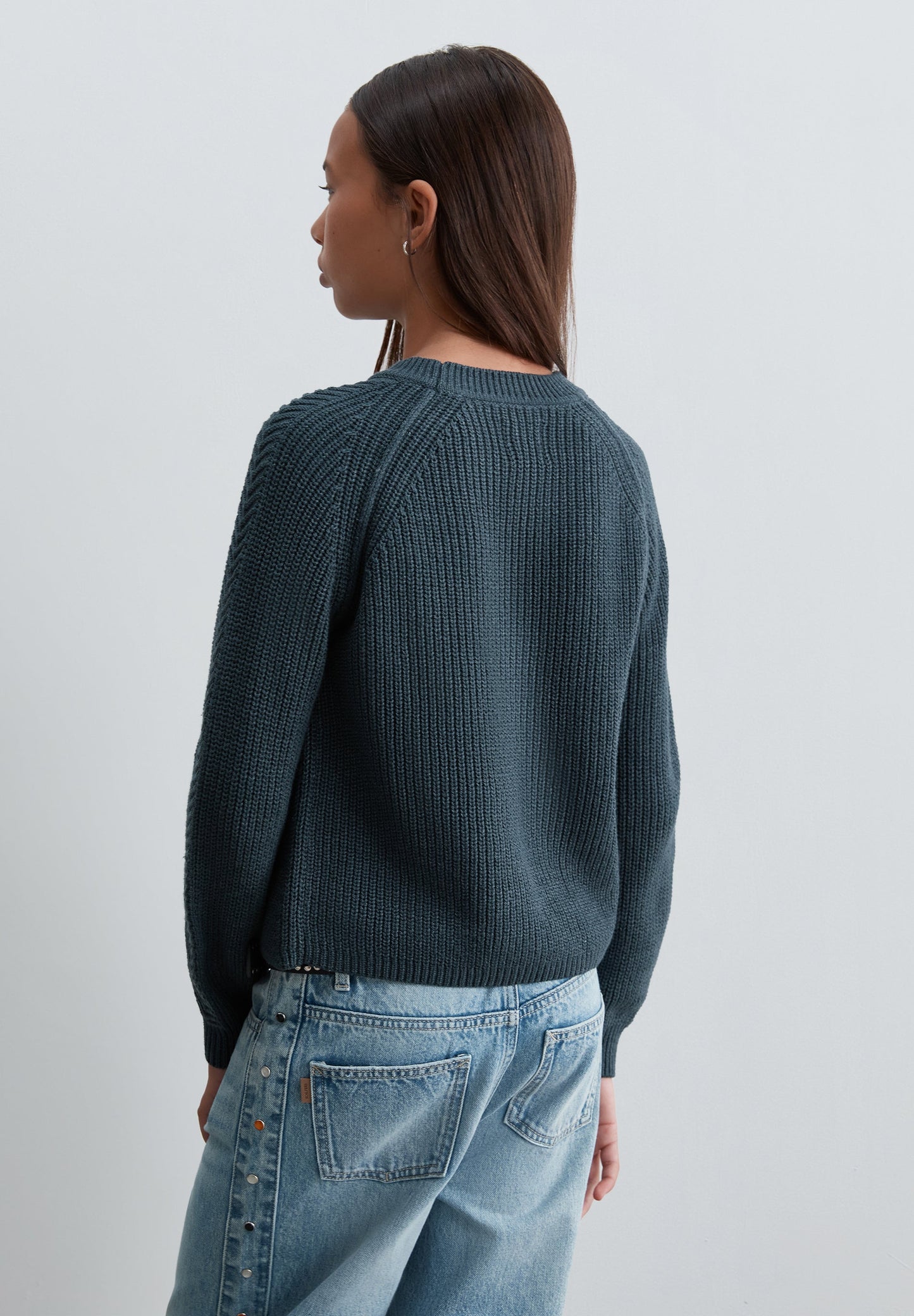 KOMBINIERTER STRICKPULLOVER MIT SCHLITZEN