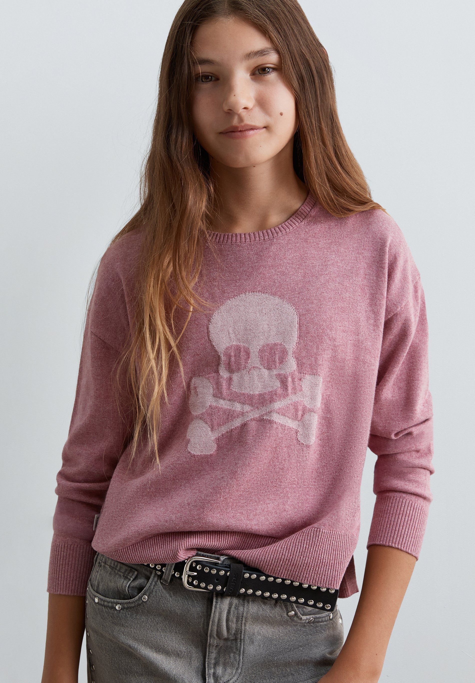 PULLOVER MIT GLITZERTOTENKOPF