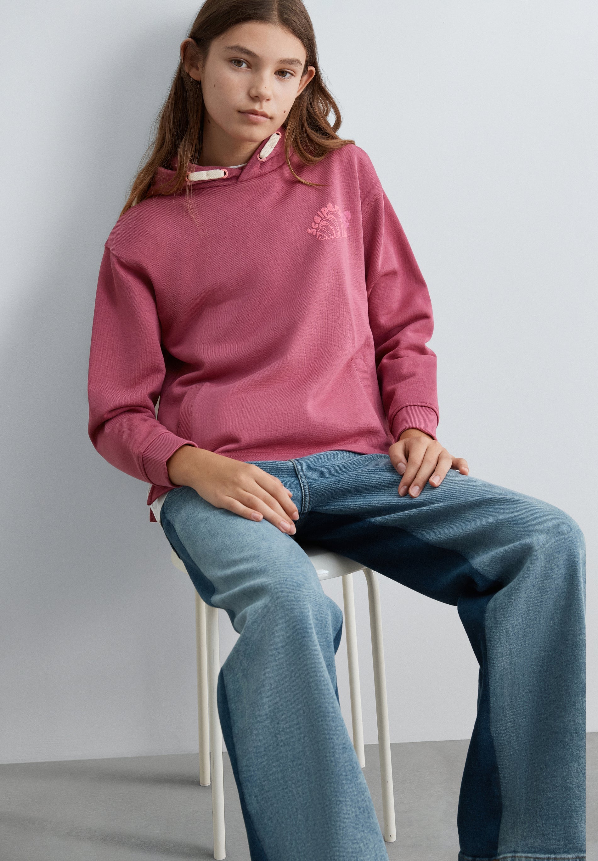 SWEATSHIRT MIT CROISSANT-PRINT
