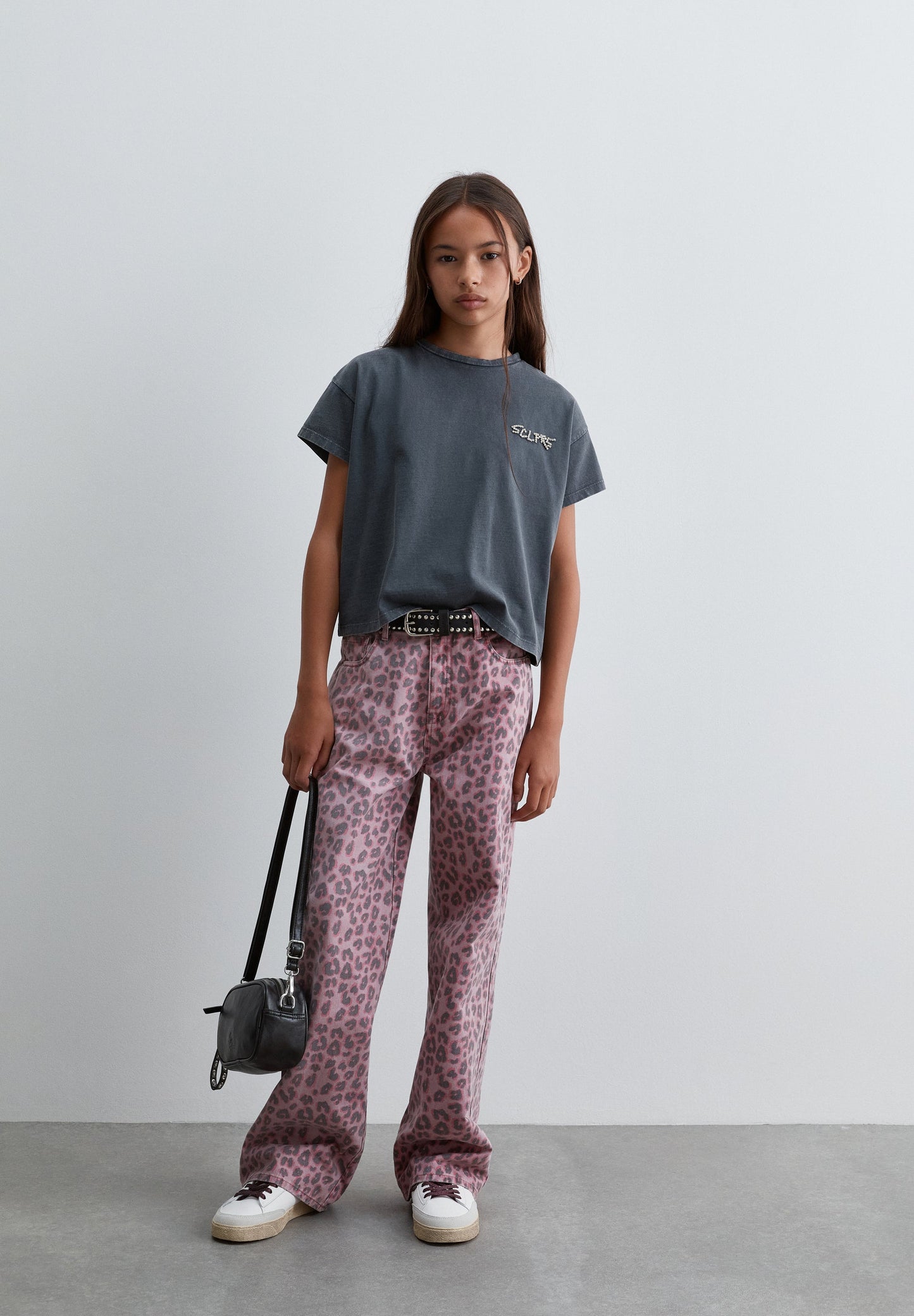 T-SHIRT DÉTAIL STRASS