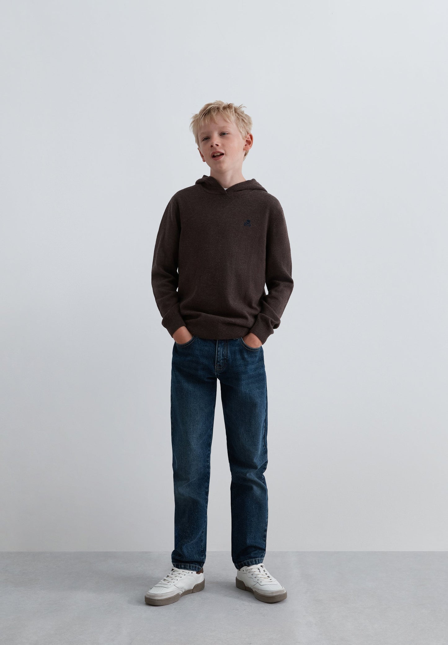 CHUNKY KNIT HOODIE