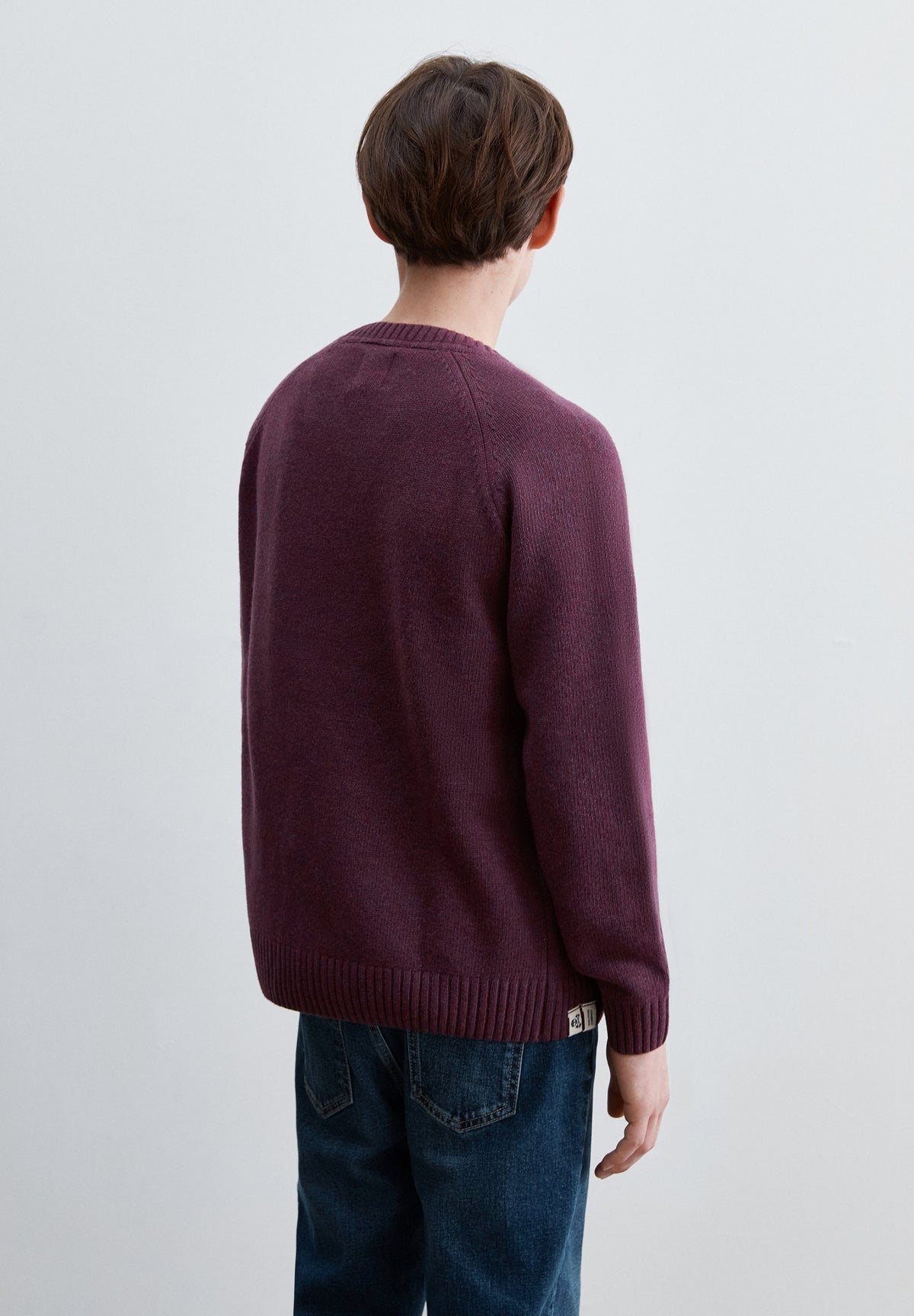 ROUND NECK WOOL SWEATER