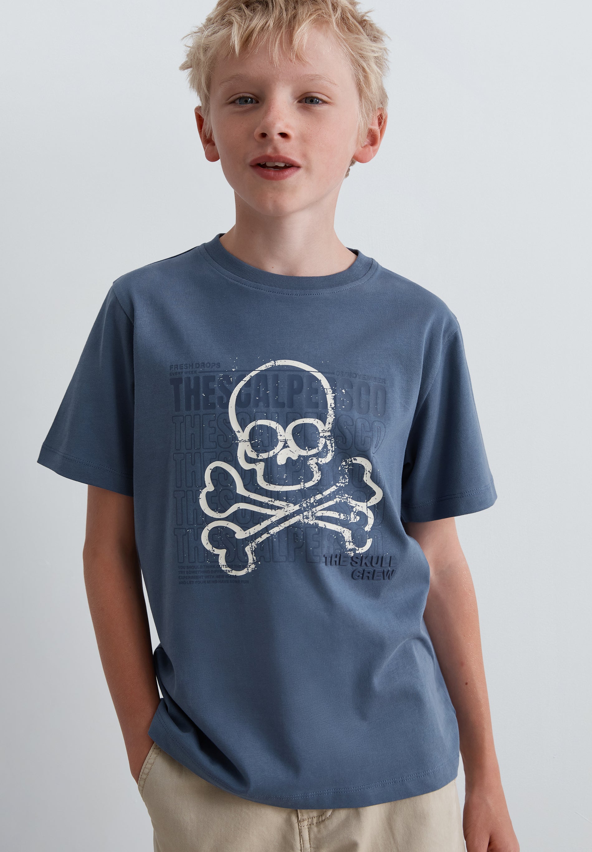 PRINTED T-SHIRT WITH BACK DETAIL