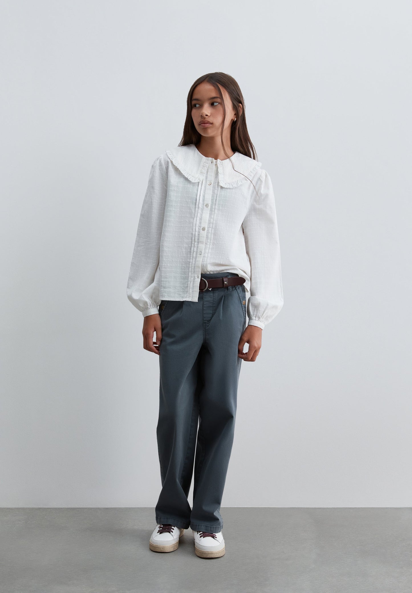 BLOUSE WITH EMBROIDERED NECK DETAILS