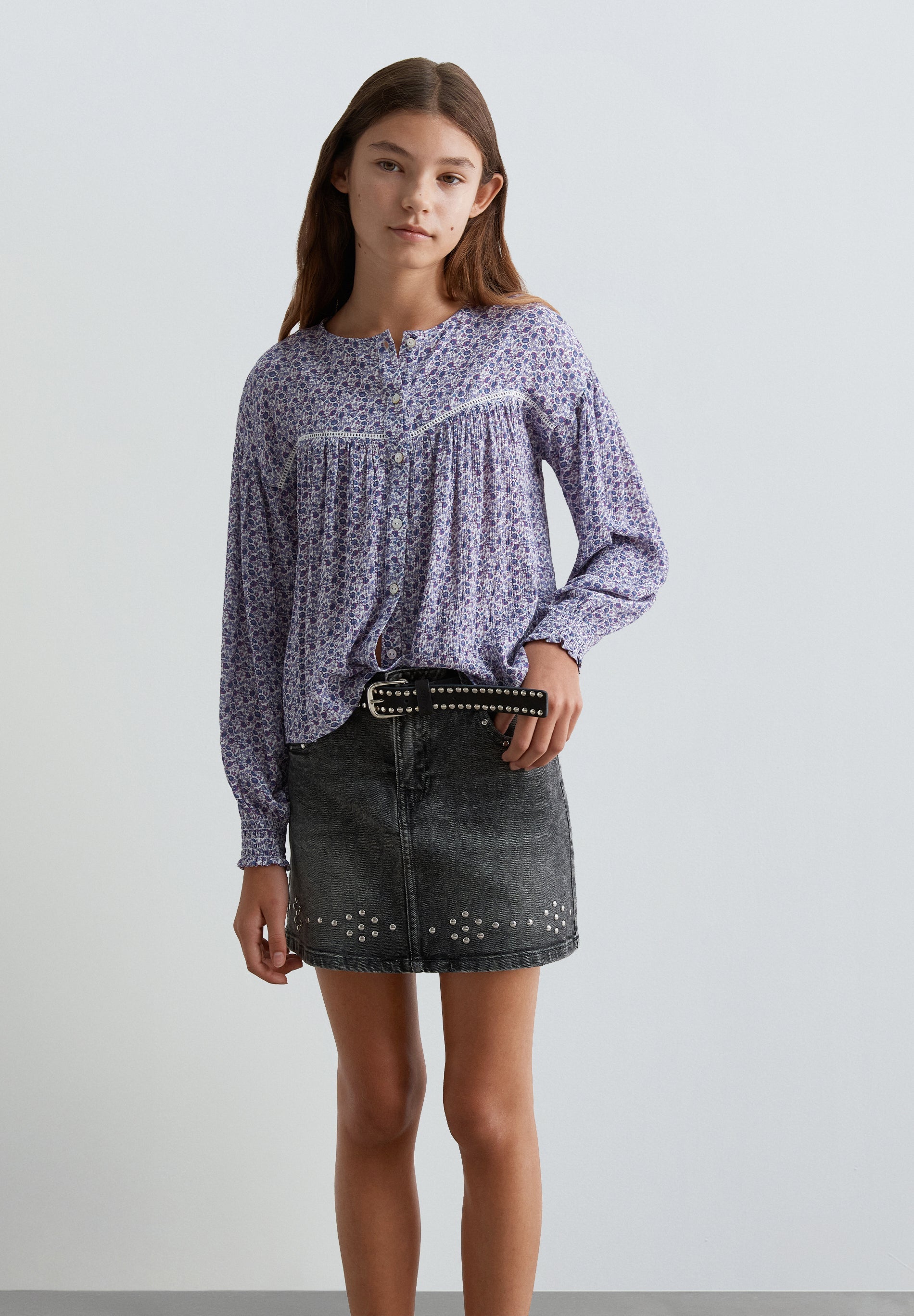 BLUSE MIT BLUMENMUSTER