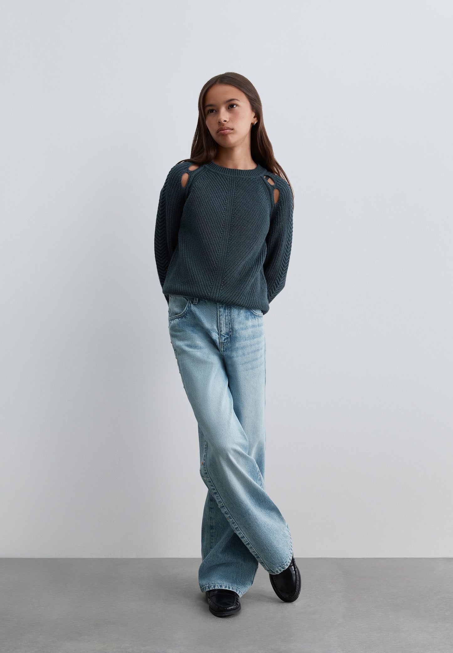 STUDDED WIDE LEG JEANS