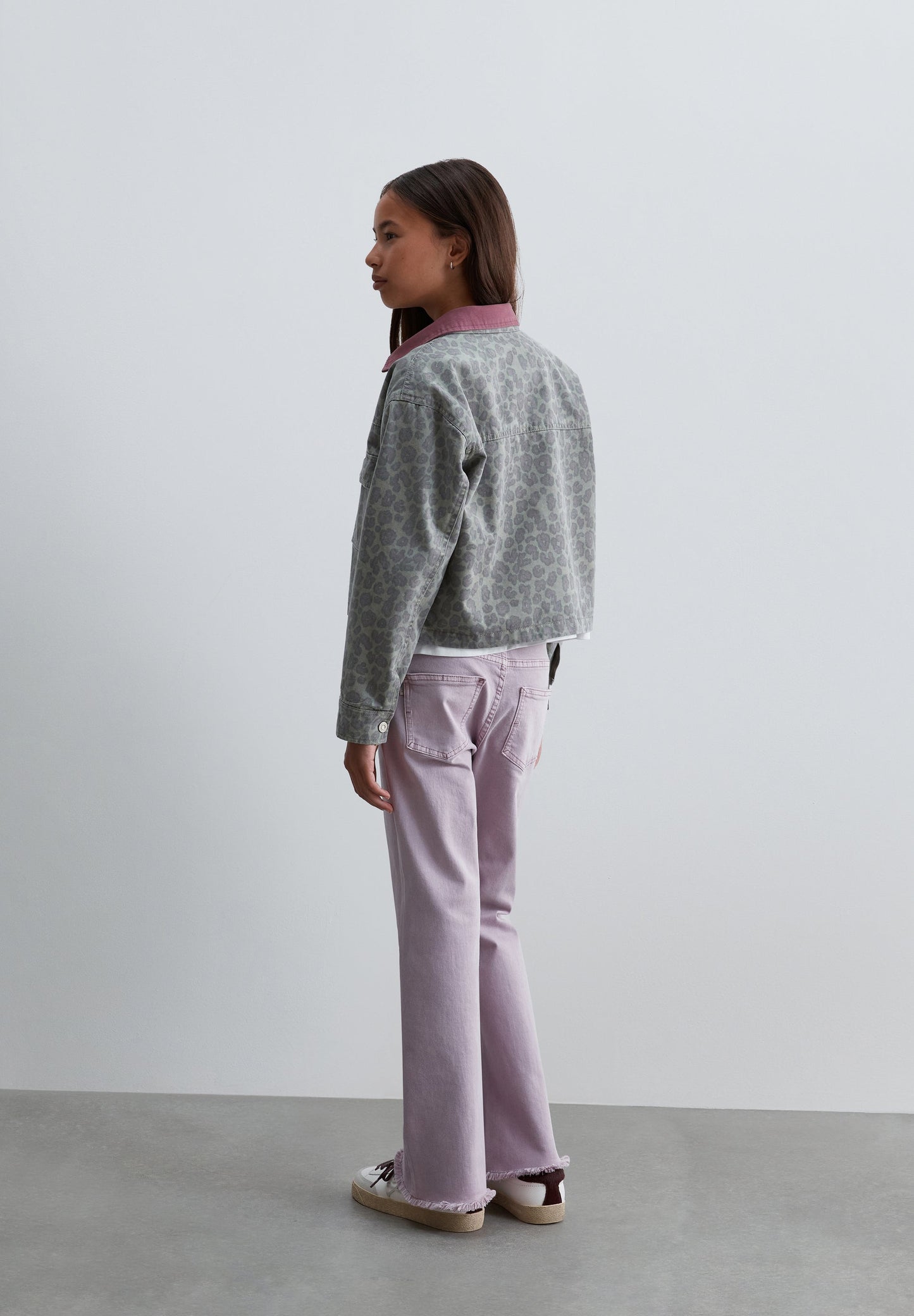 FLARED TROUSERS WITH SEAMS