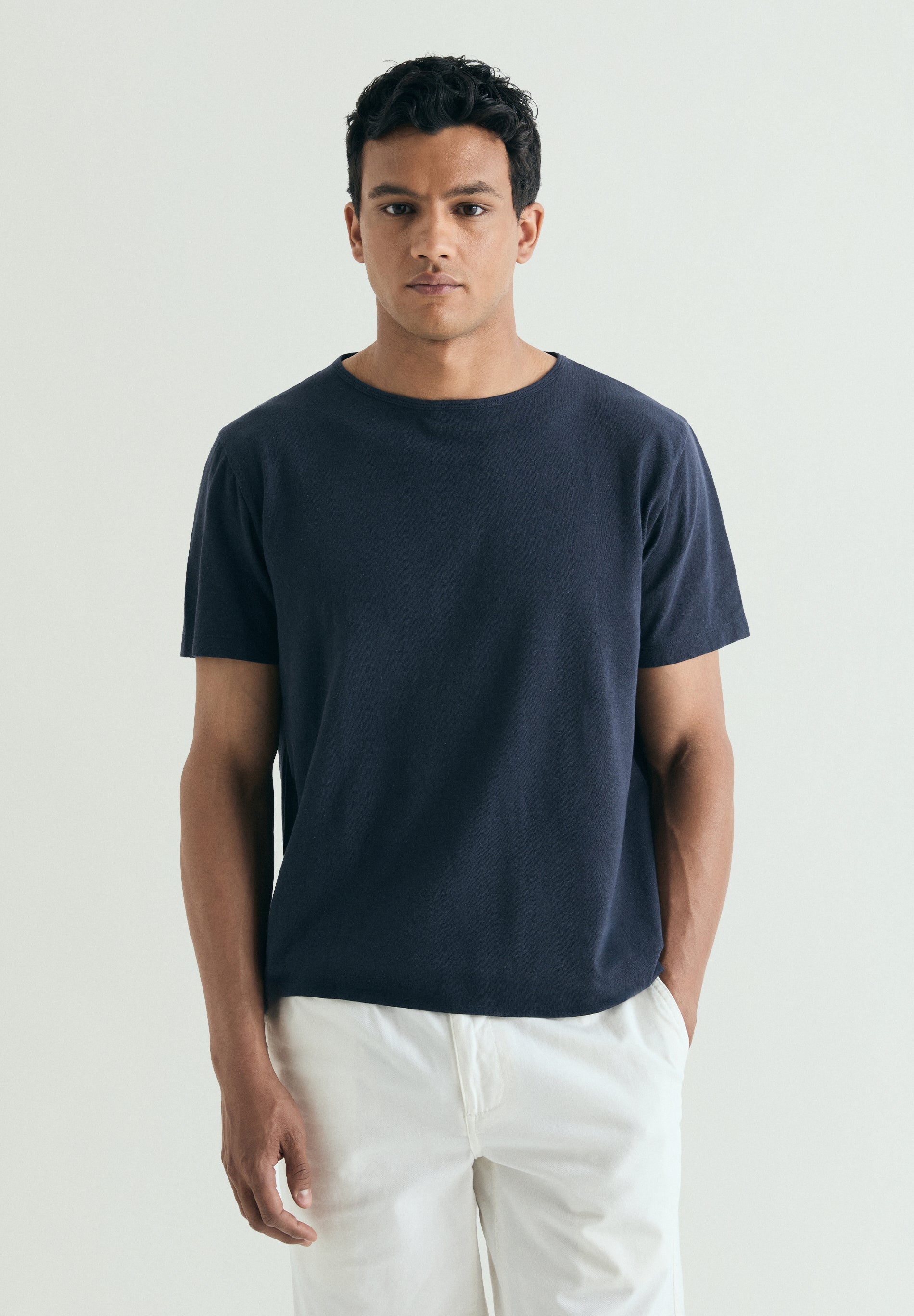 BASIC LINEN T-SHIRT