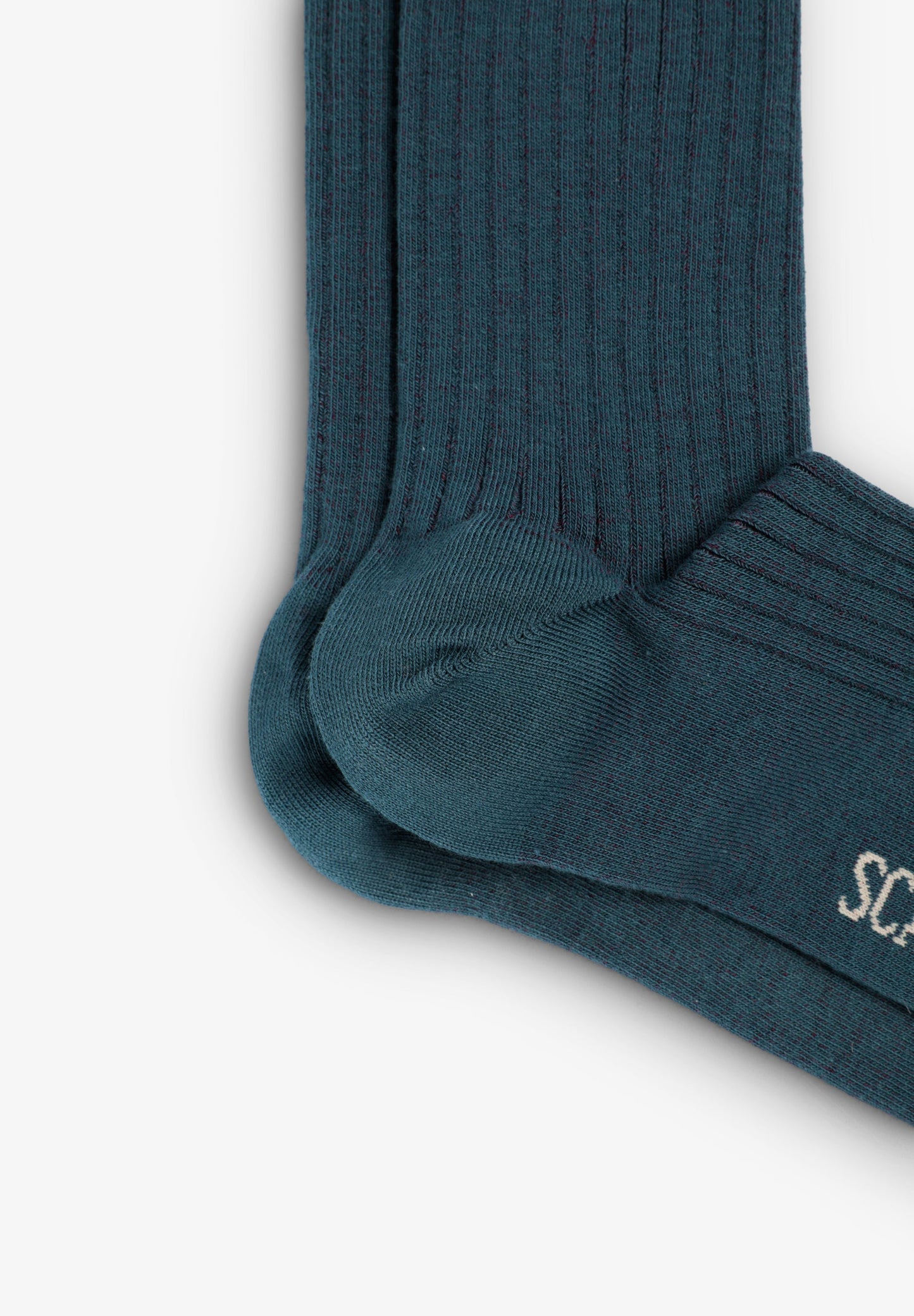 ZWEIFARBIGE SOCKEN MIT RIPPENSTRICK