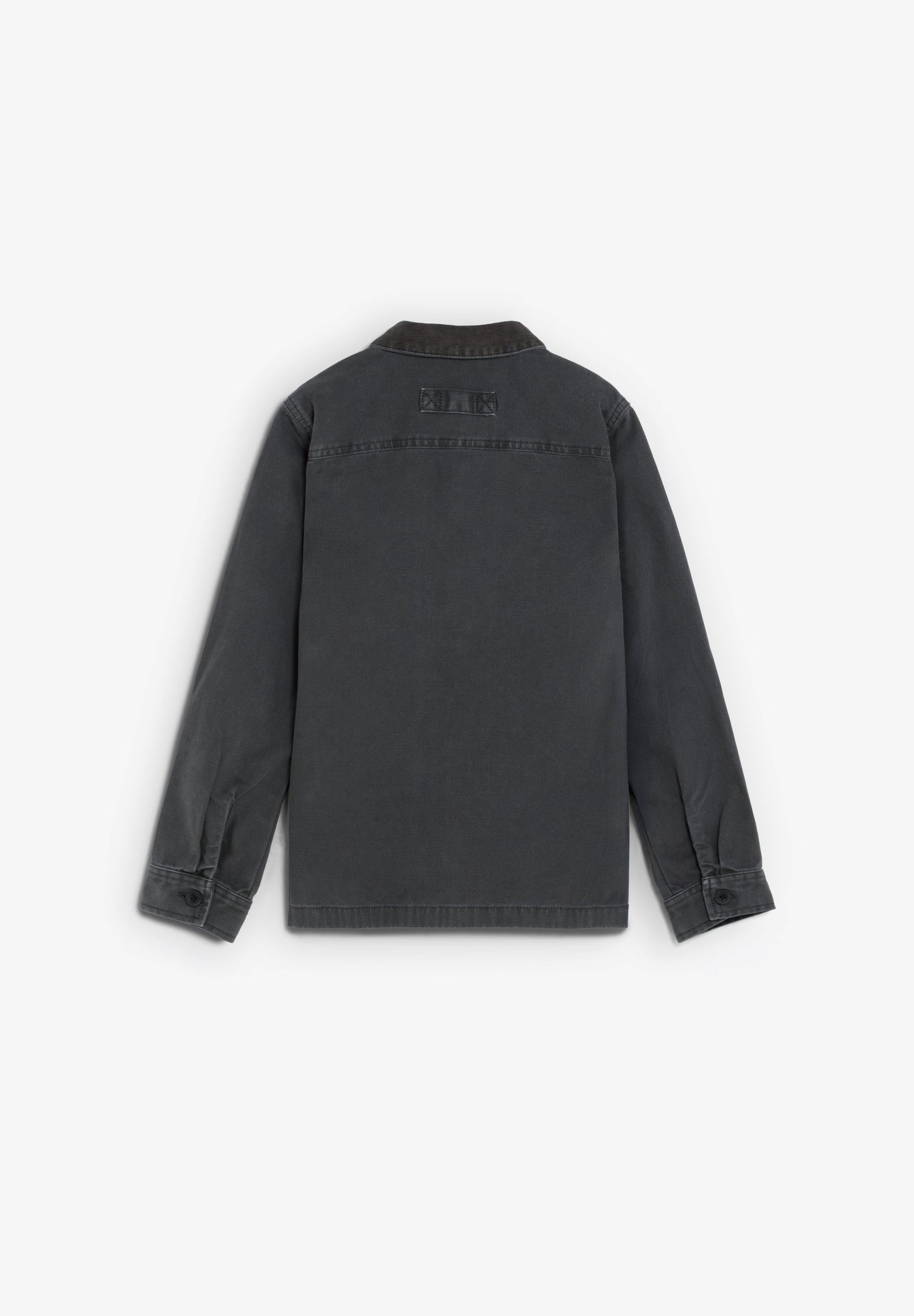 LEICHTE JACKE MIT MEHREREN TASCHEN