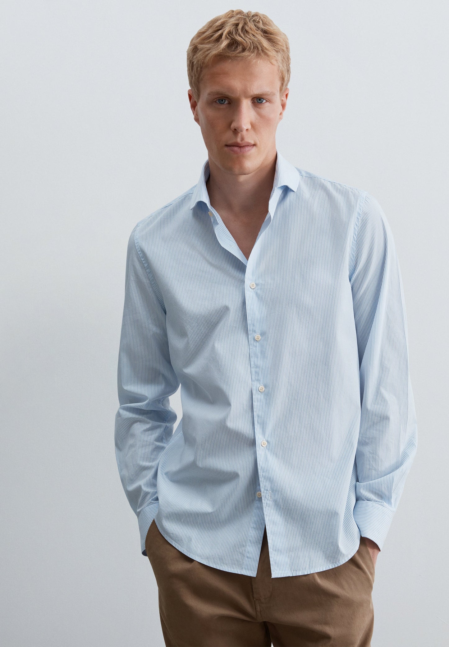 REGULAR FIT DRESS SHIRT
