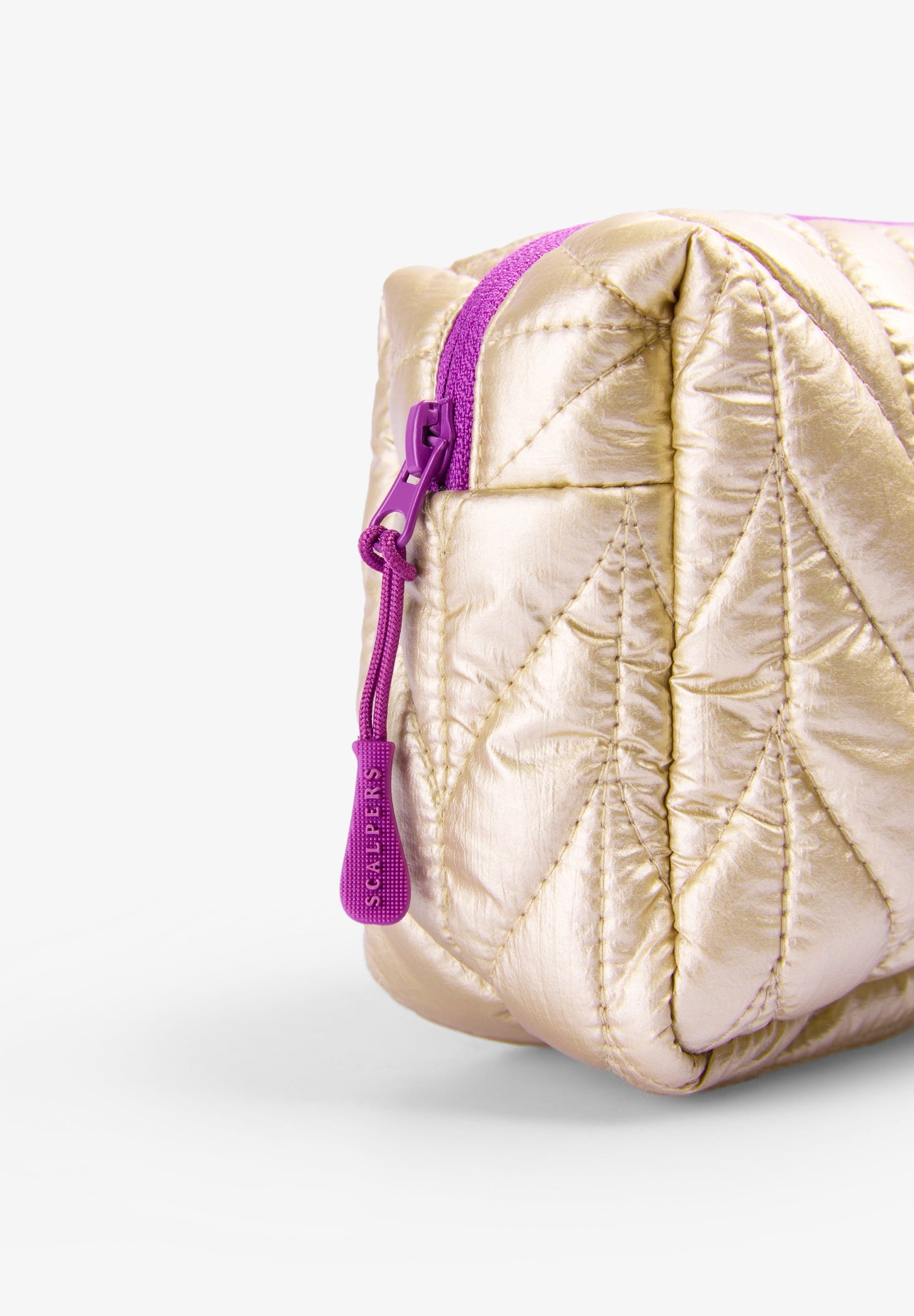 SCQUILTED M CASE GIRLS