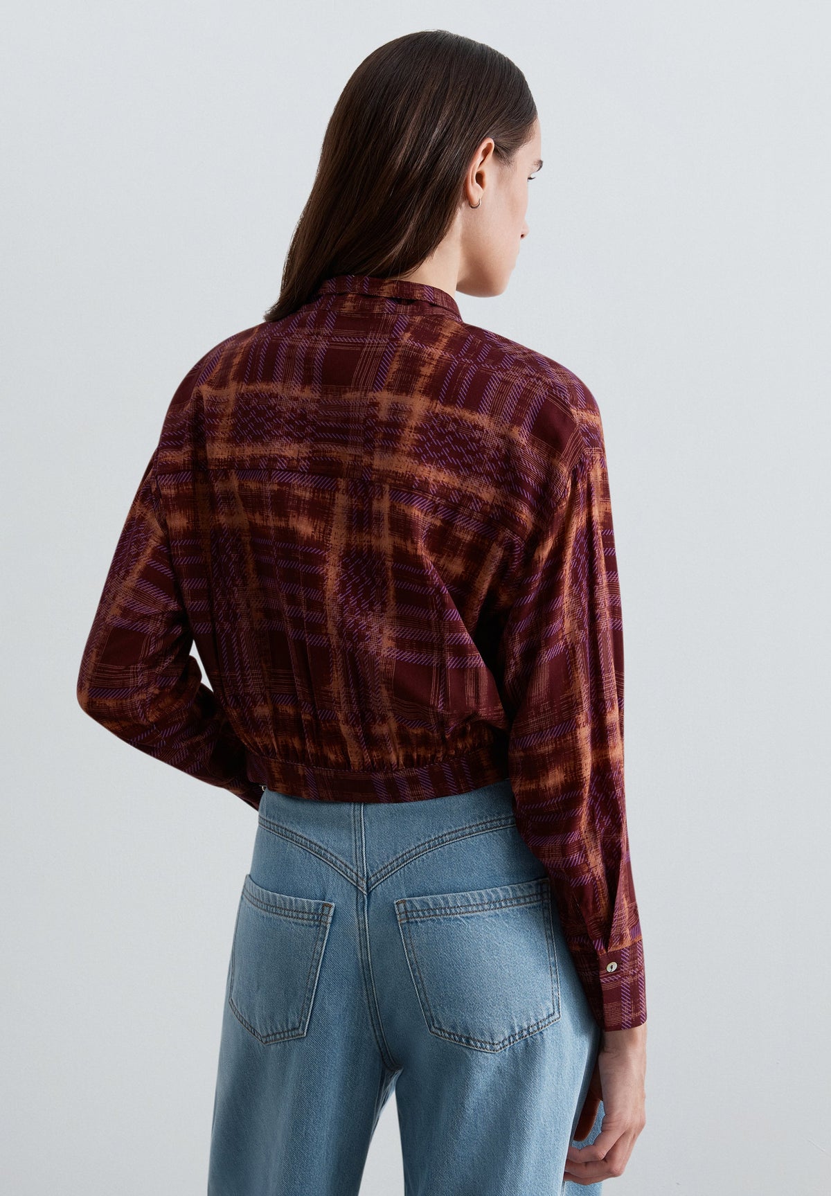CHEMISE IMPRIMÉE À COL MONTANT