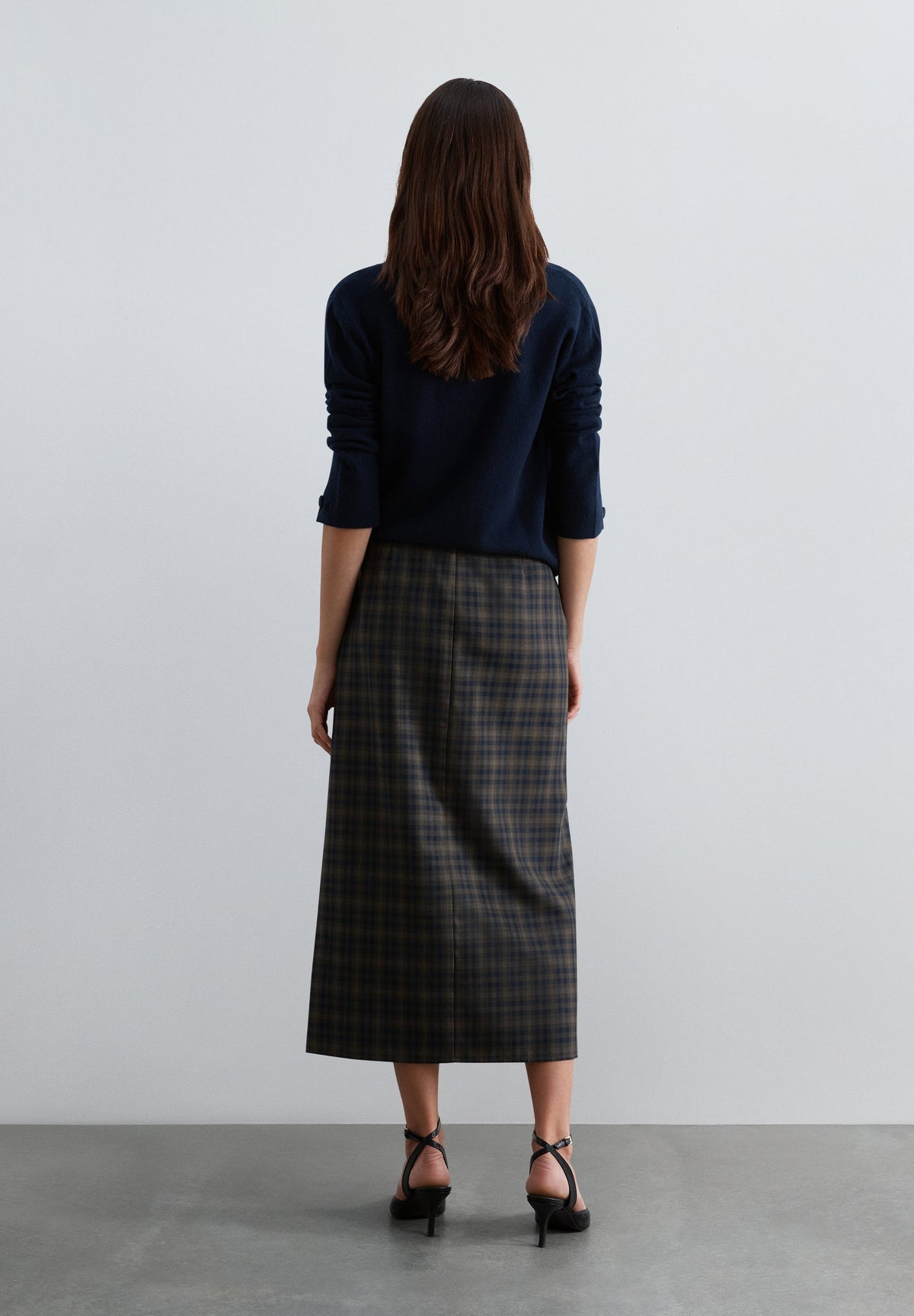 CHECK SATIN SKIRT