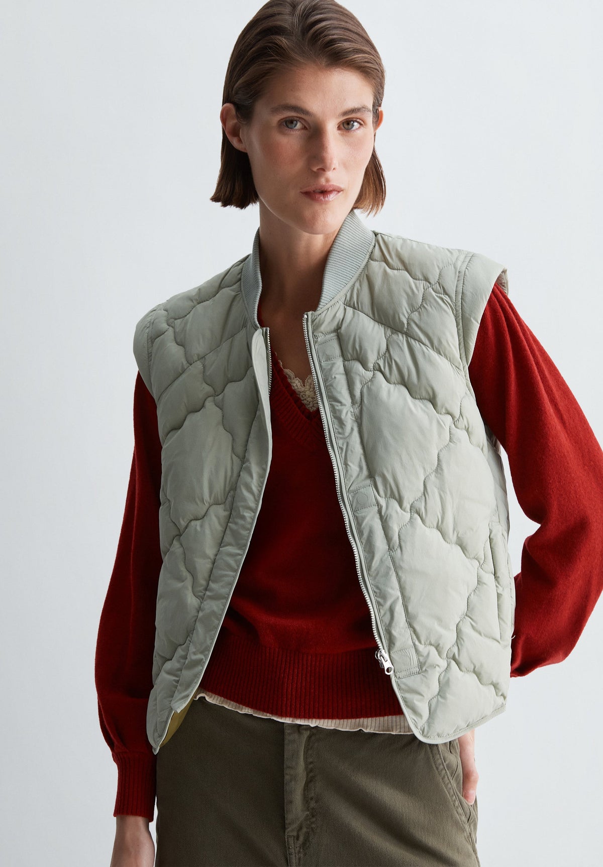 QUILTED WAVED GILET
