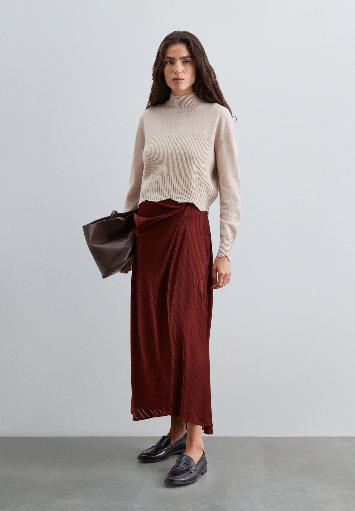 RIPPENSTRICK-PULLOVER MIT ROLLKRAGEN