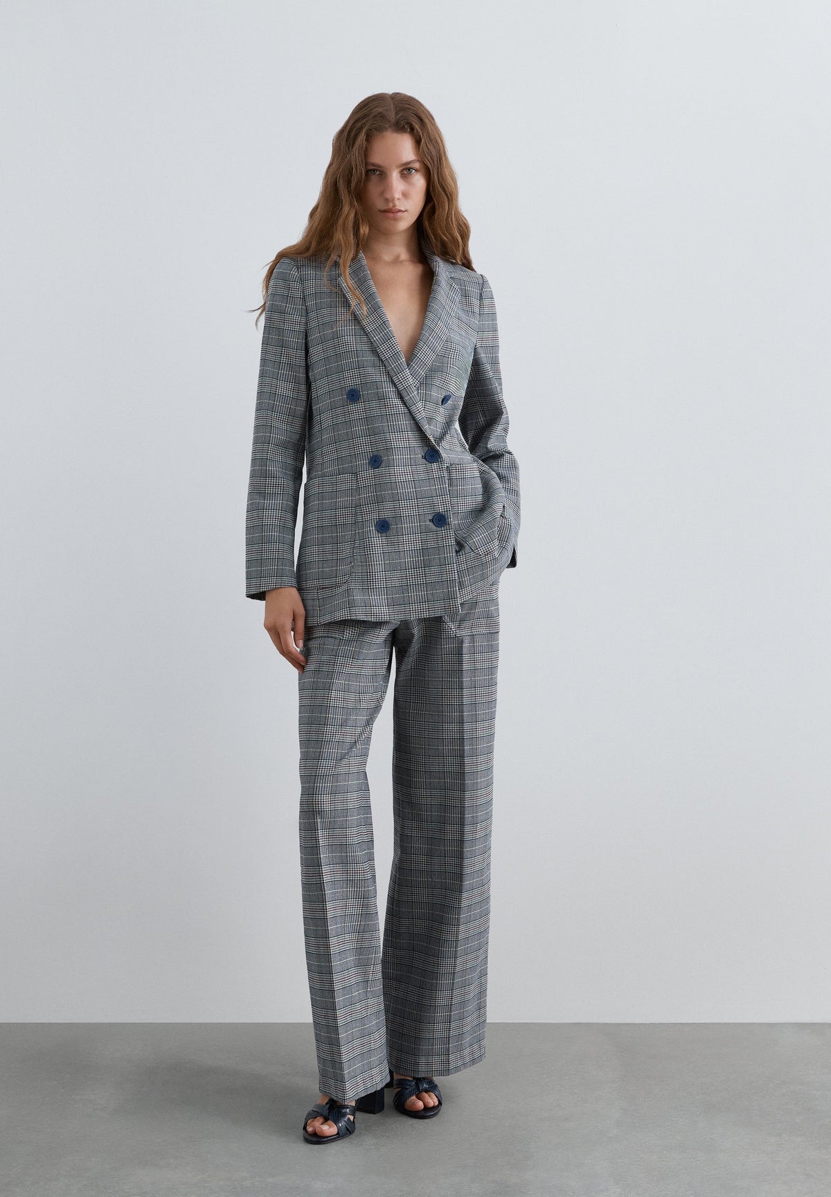 DOUBLE-BREASTED CHECK BLAZER