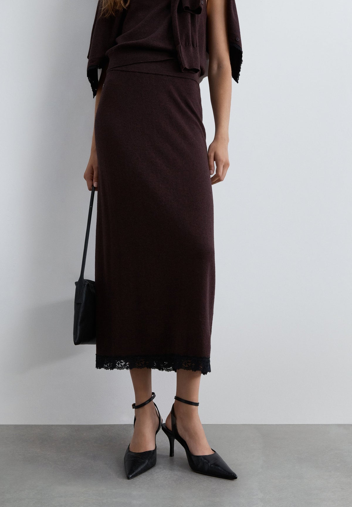 GONNA IN MAGLIA CON PIZZO