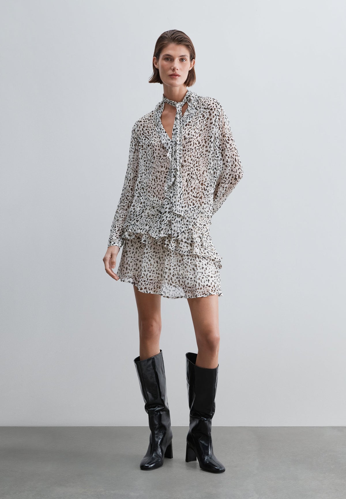 FLOWING PRINTED MINI SKIRT