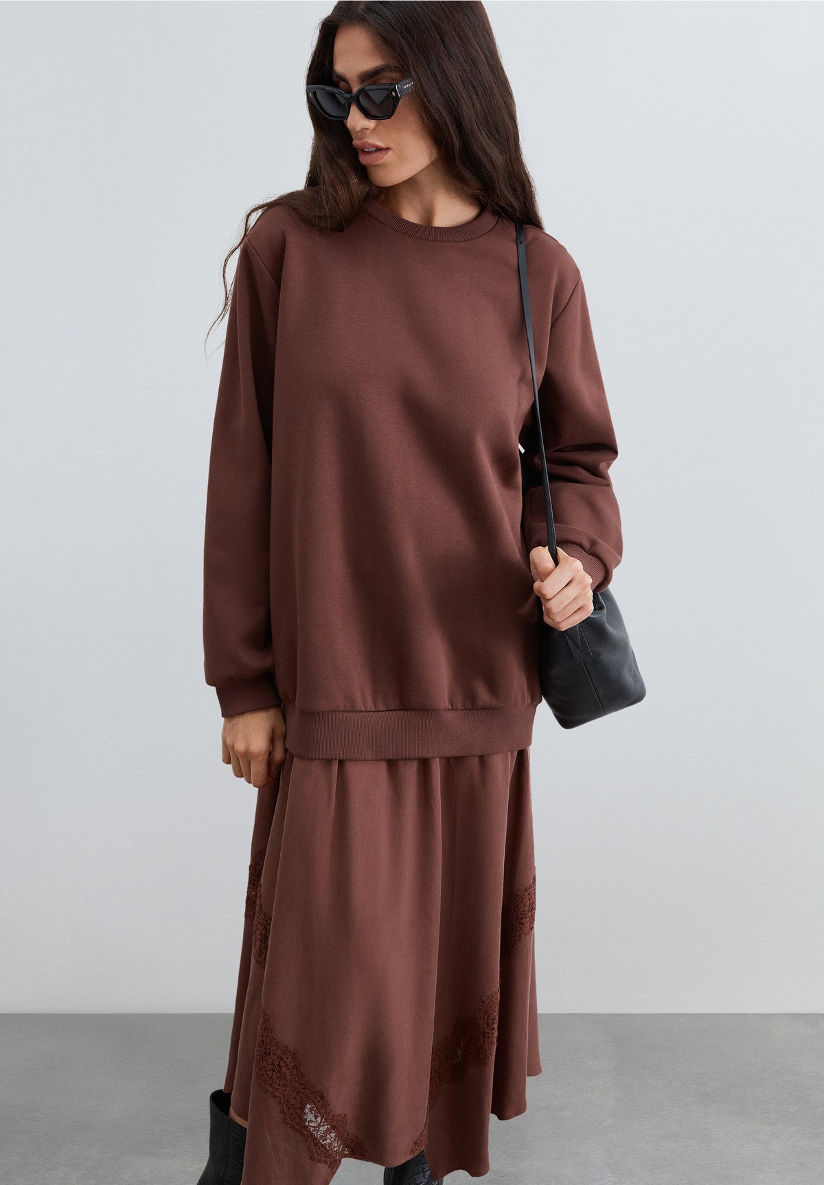 CONTRAST SWEATSHIRT DRESS