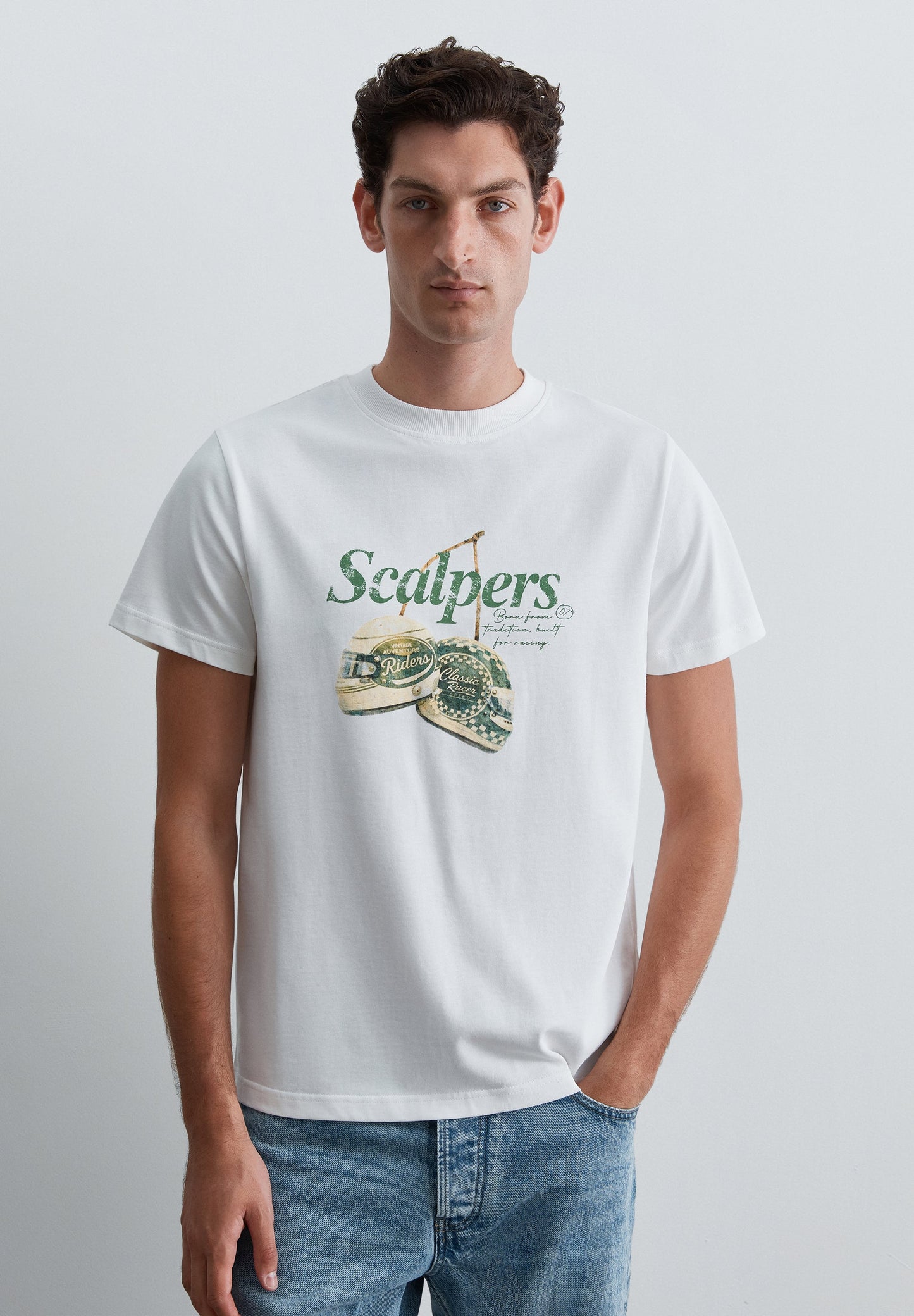 SCRACING TEE