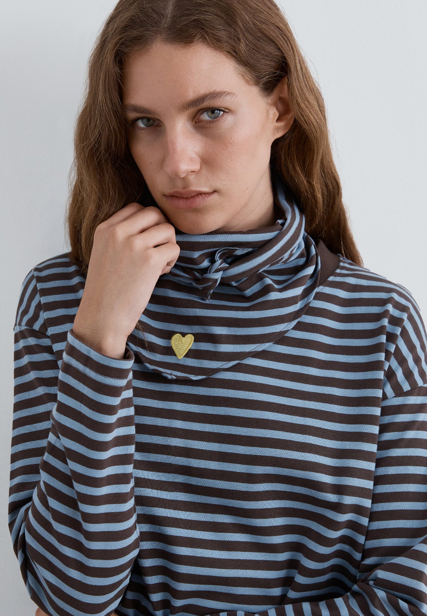 BASIC STRIPED T-SHIRT WITH COLLAR DETAIL