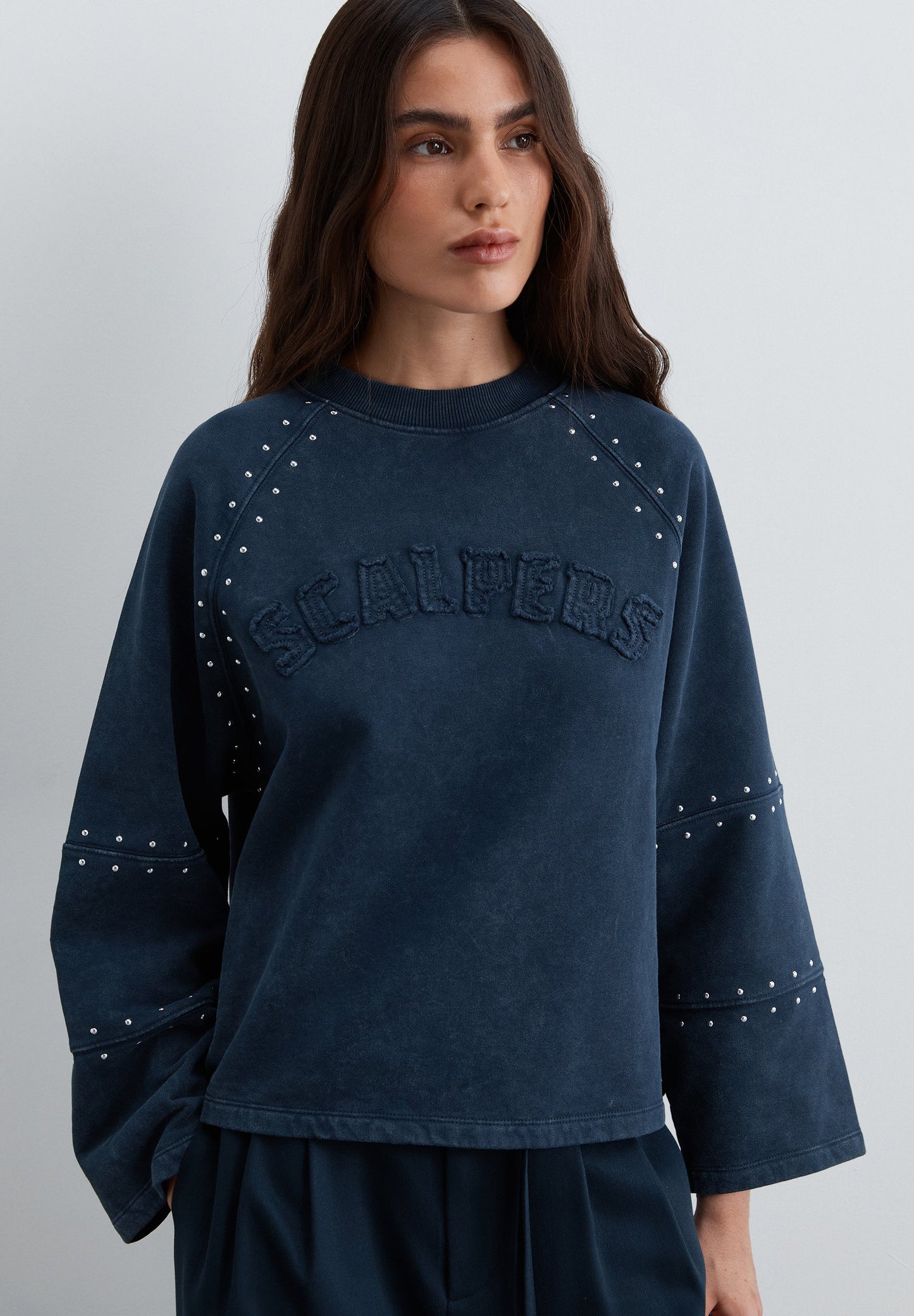 SCMARBLE STUDS CORPORATE SWEATER