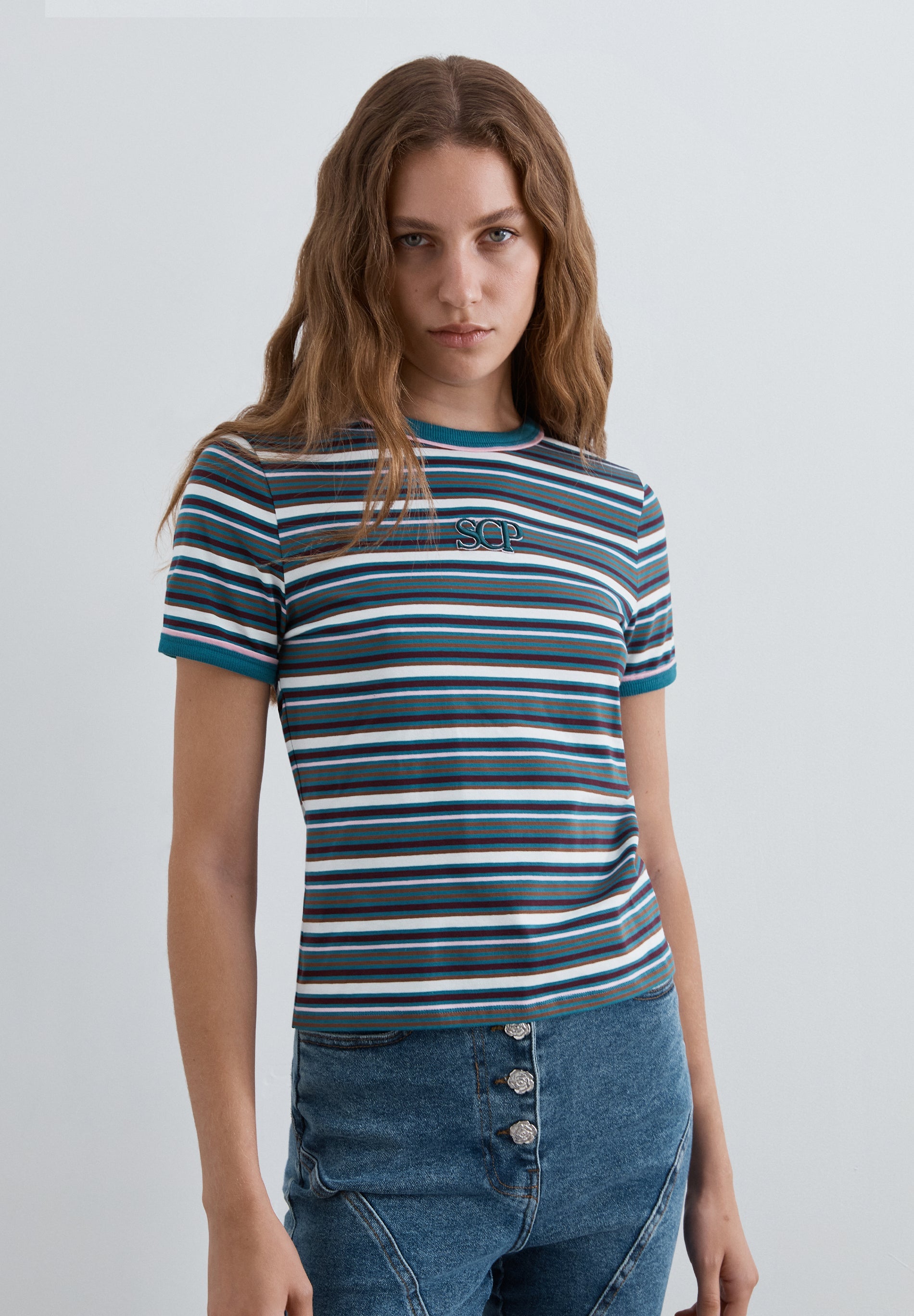 SHIRT MIT BUNTEN STREIFEN