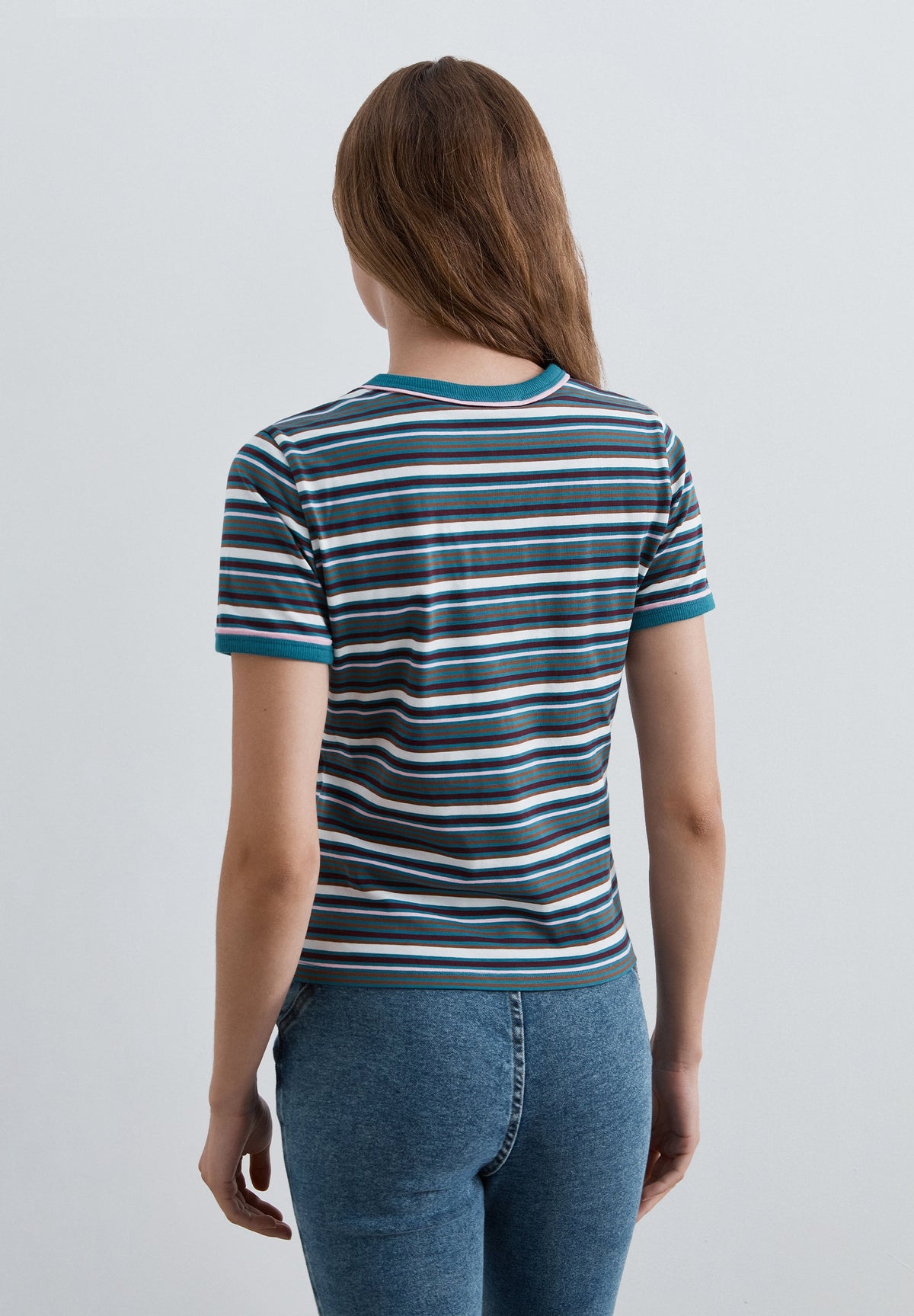 SHIRT MIT BUNTEN STREIFEN