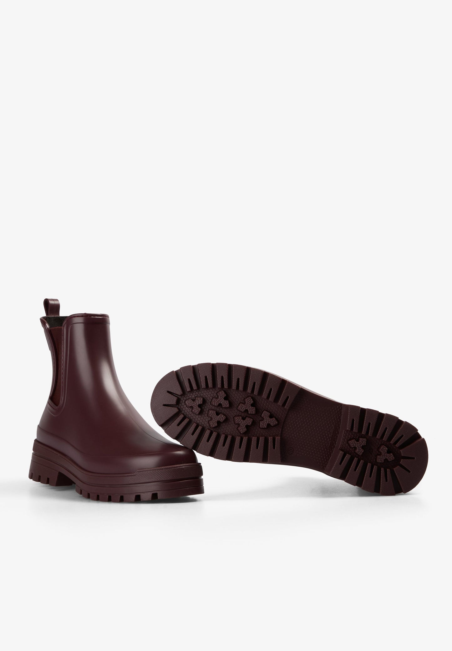 WATERPROOF CHELSEA BOOTS