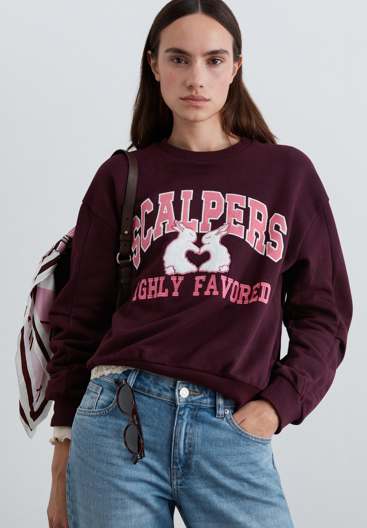 SWEAT BRODERIE DEVANT