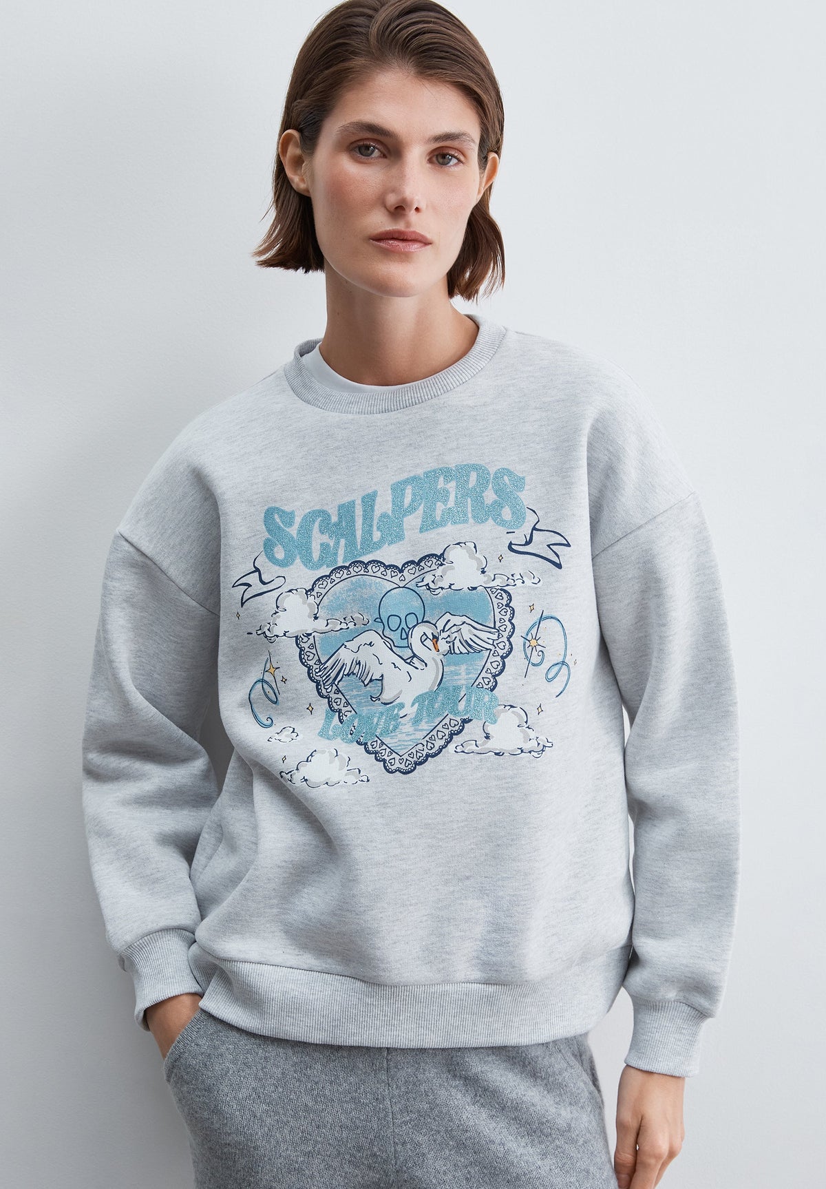 GLITTER PRINT SWEATSHIRT