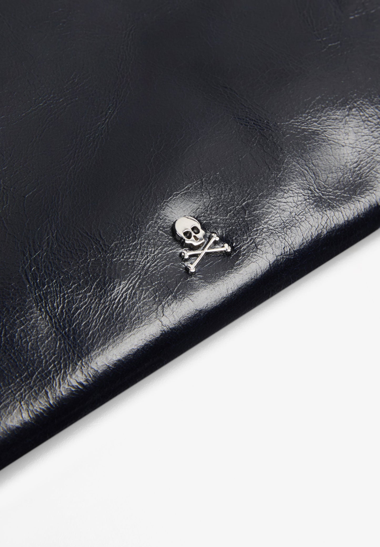 ZWEIFARBIGE BRIEFTASCHE MIT TOTENKOPF
