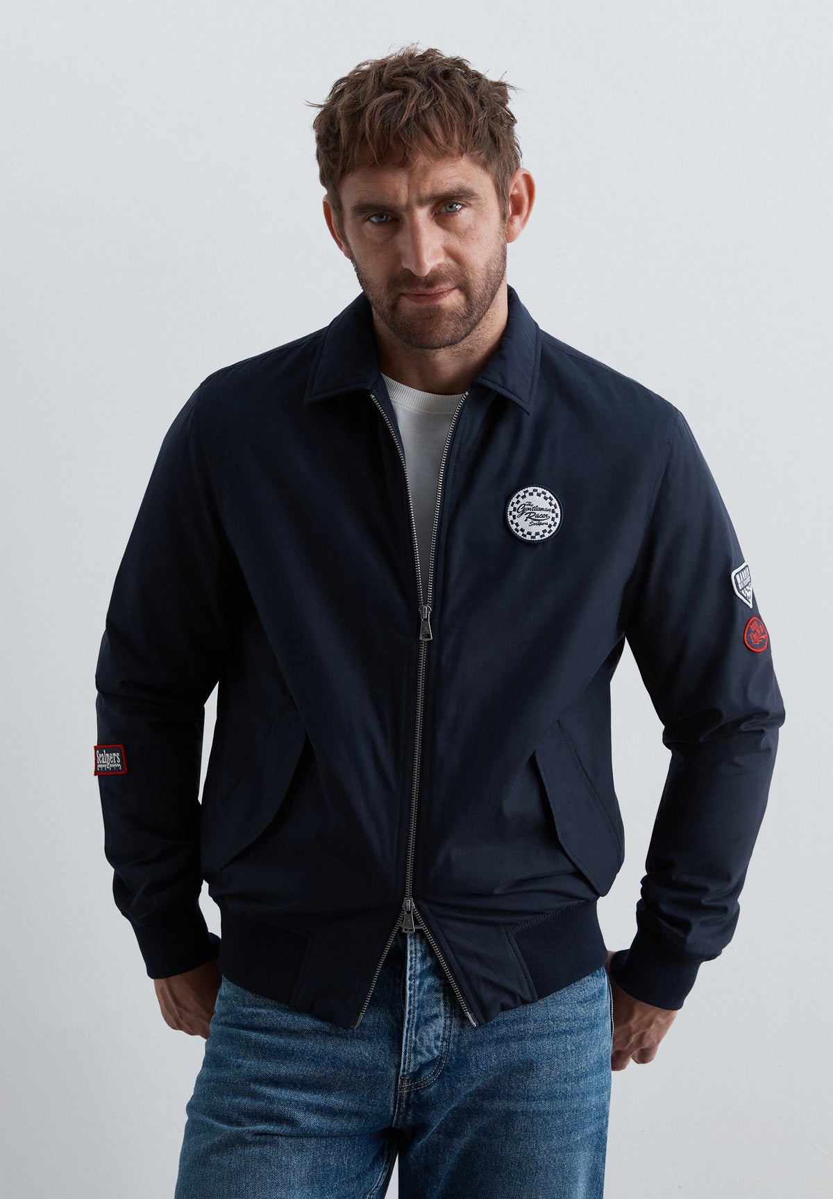 BOMBERJACKE MIT AUFNÄHERN