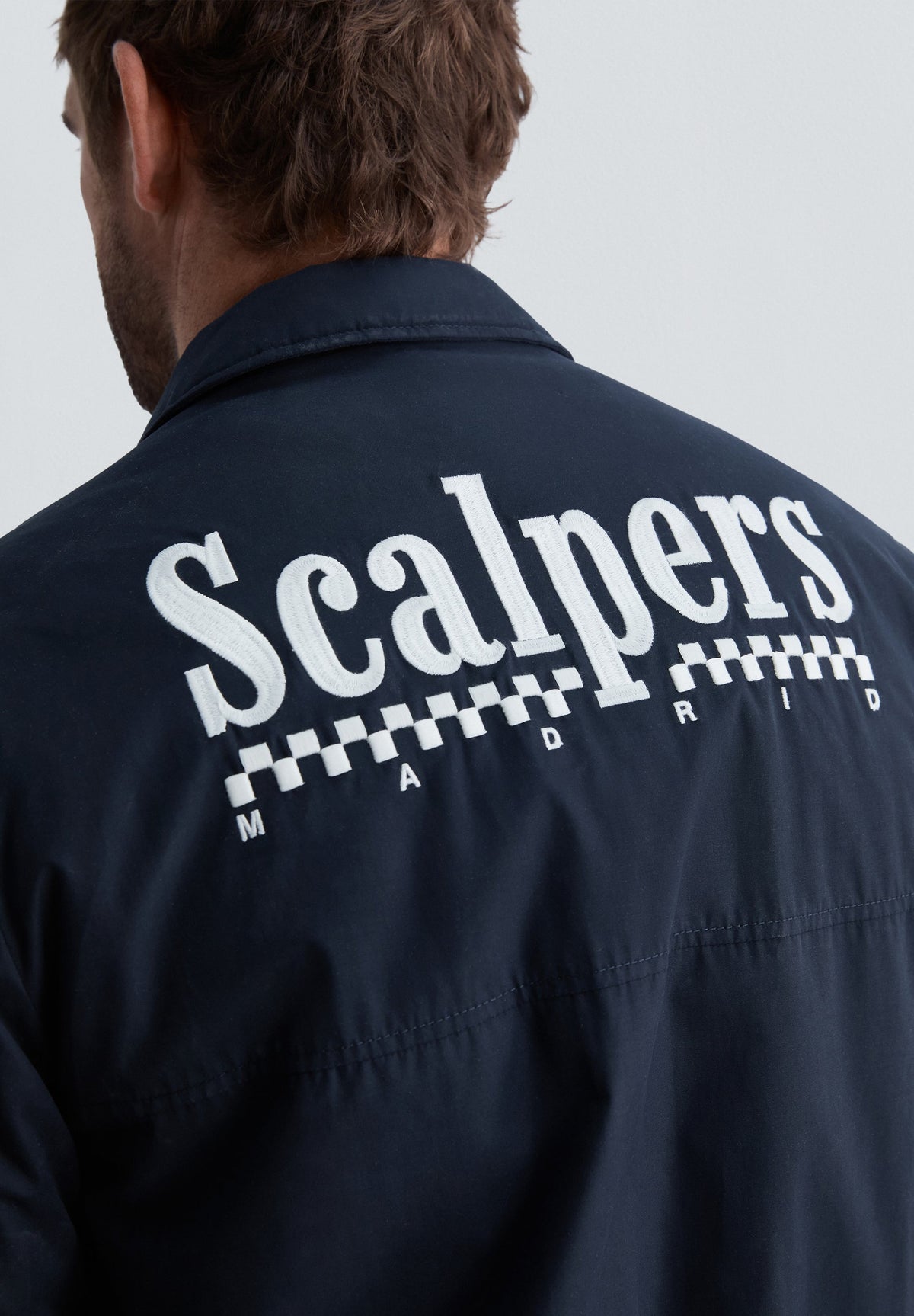 BOMBERJACKE MIT AUFNÄHERN