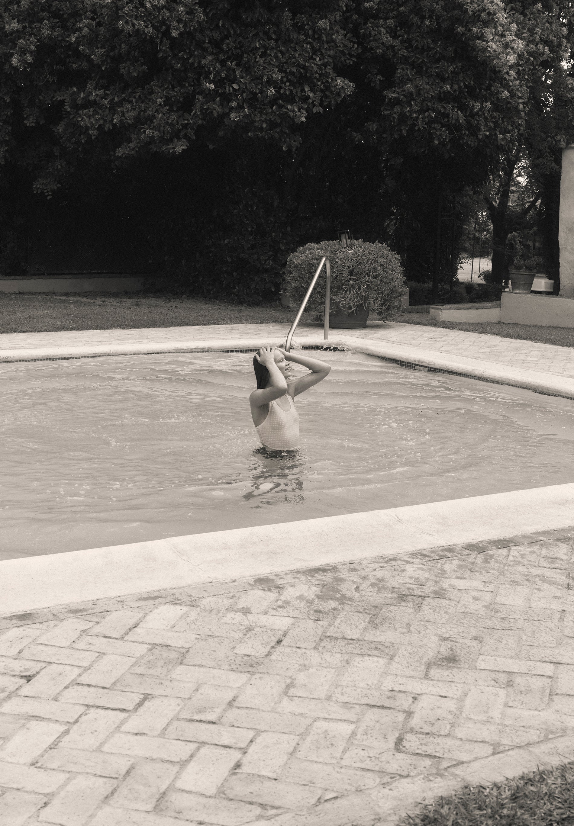CONTRAST THREE-TONE SWIMSUIT