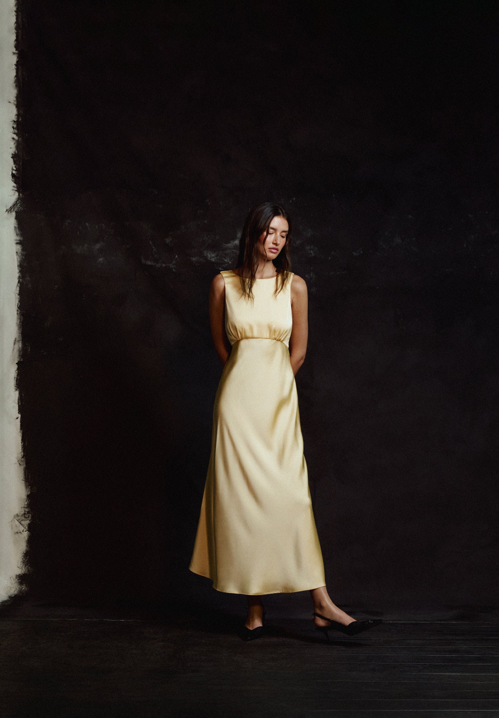 SATIN DRESS WITH OPEN BACK