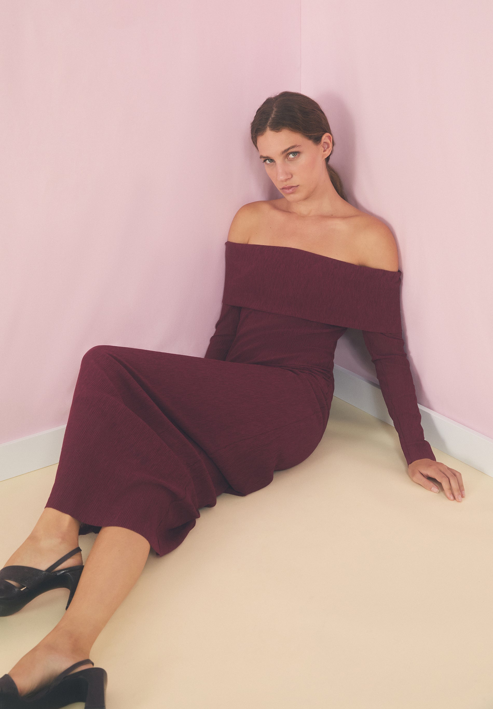 ROBE EN MAILLE DÉCOLLETÉ BARDOT