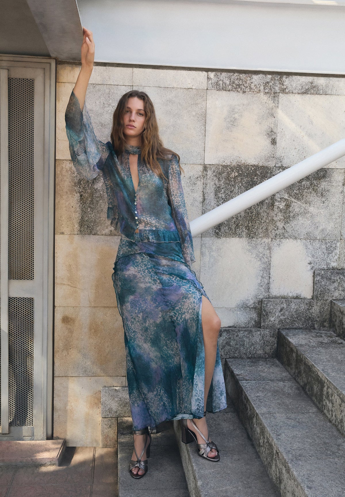 FLOWING SKIRT WITH MATCHING PRINT