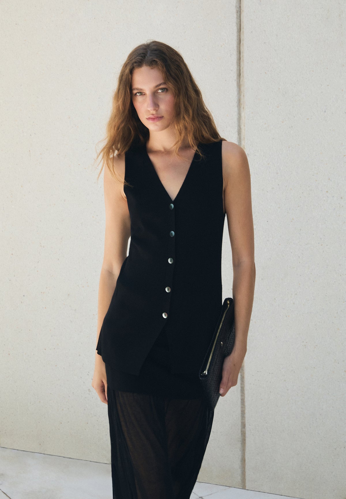 BUTTONED KNIT VEST