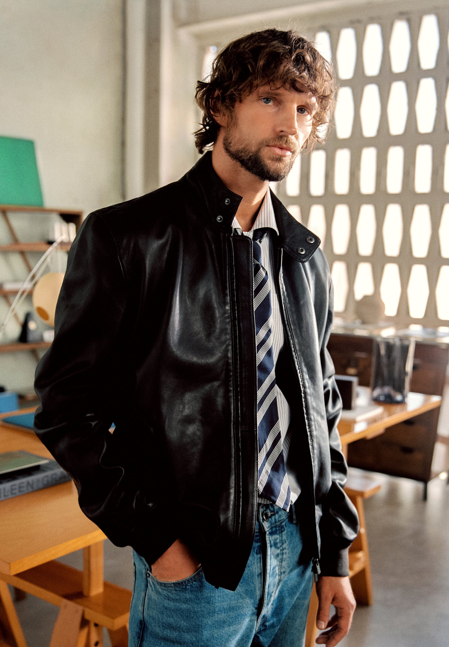 100% LEATHER JACKET