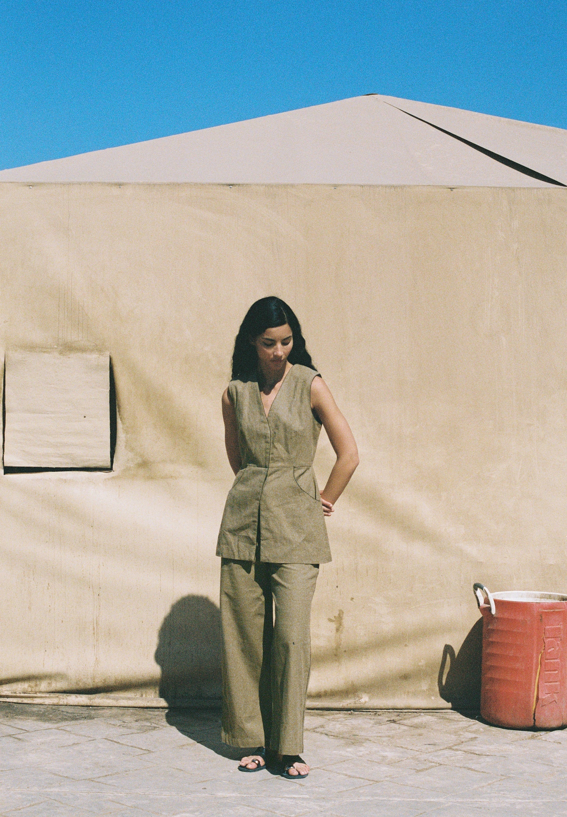 GILET CUCITURE CONTRASTO