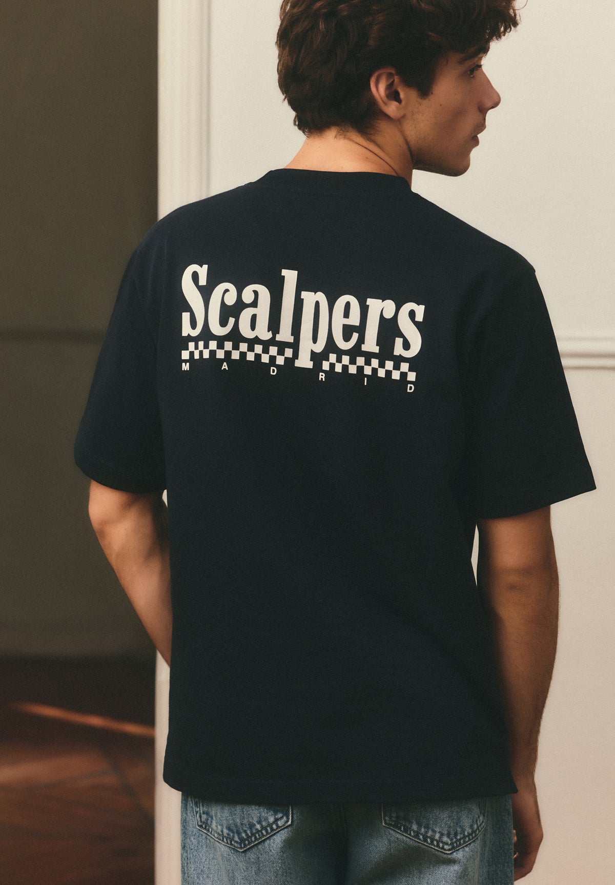 T-SHIRT WITH BACK LOGO PRINT
