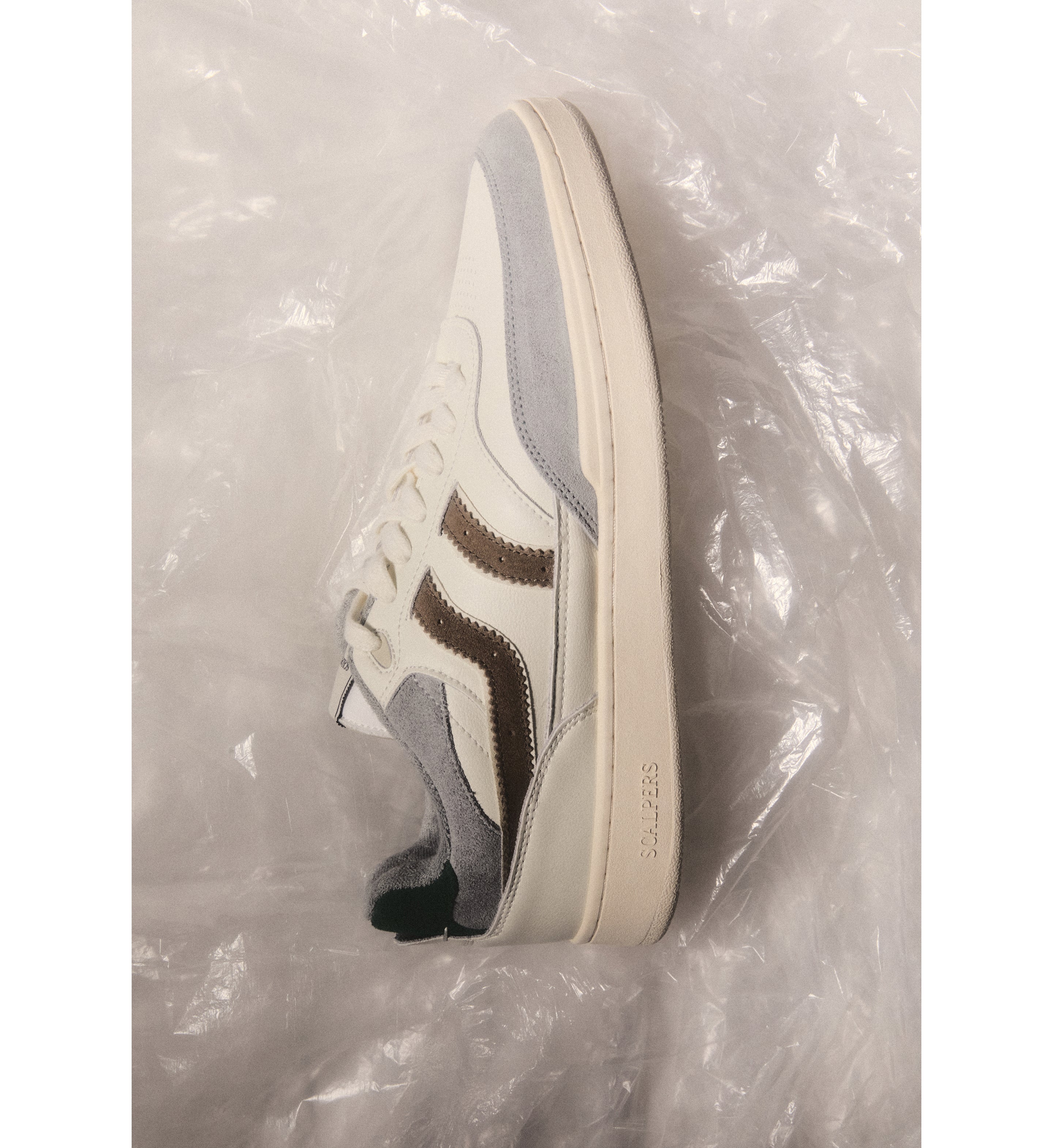 Des_120326_sneakers_ss26_h_06