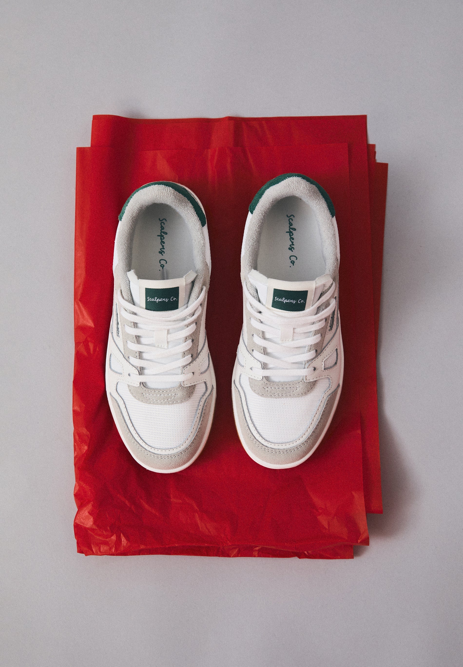 CONTRAST SOLE SNEAKERS