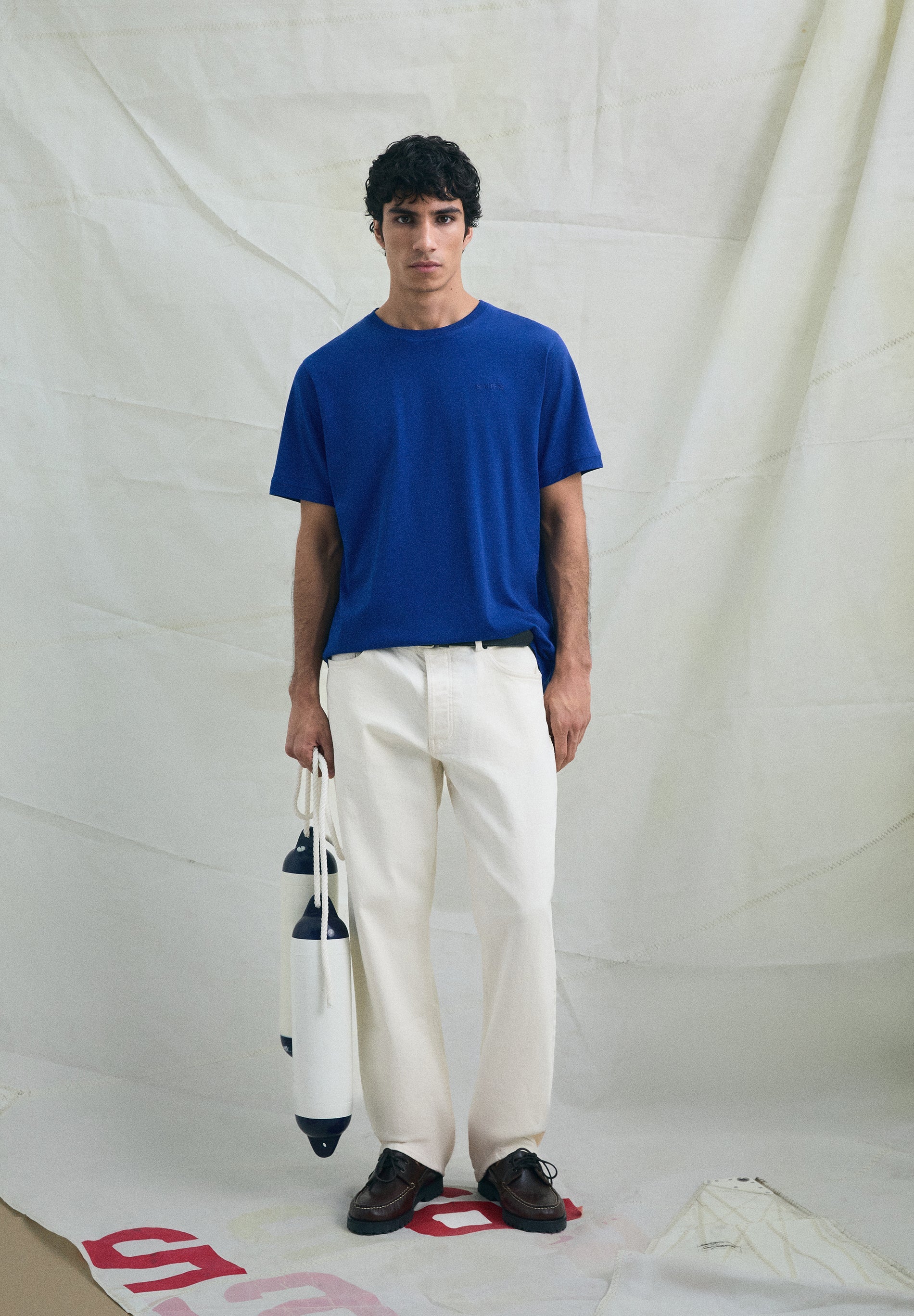 REGULAR FIT JEANS